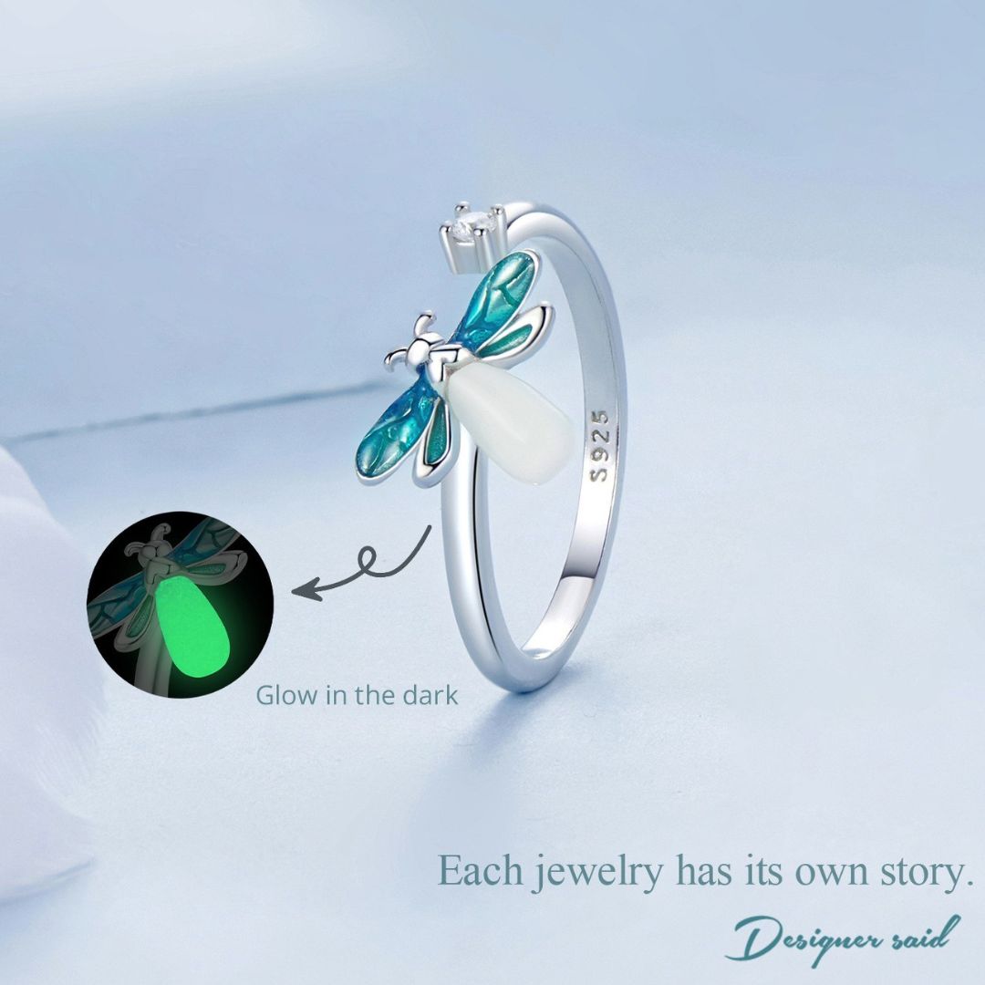 Glow in the Dark Light Up Ring - LED Light Up Jewelry for Women & Men - Perfect for Parties, Raves, Concerts & Night Events (Style A0077)