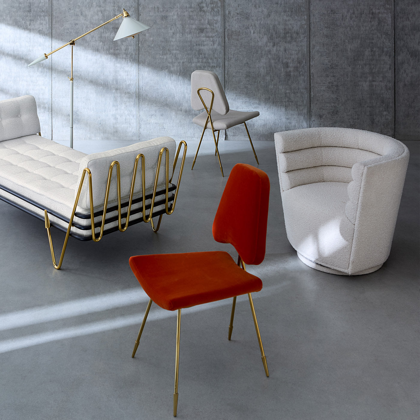 Maxime Swivel Club Chair - 360° Rotating Modern Accent Chair for Living Room, Lounge & Office - Upholstered in Soft Fabric with Sturdy Metal Base - Perfect for Relaxing, Reading & Entertaining
