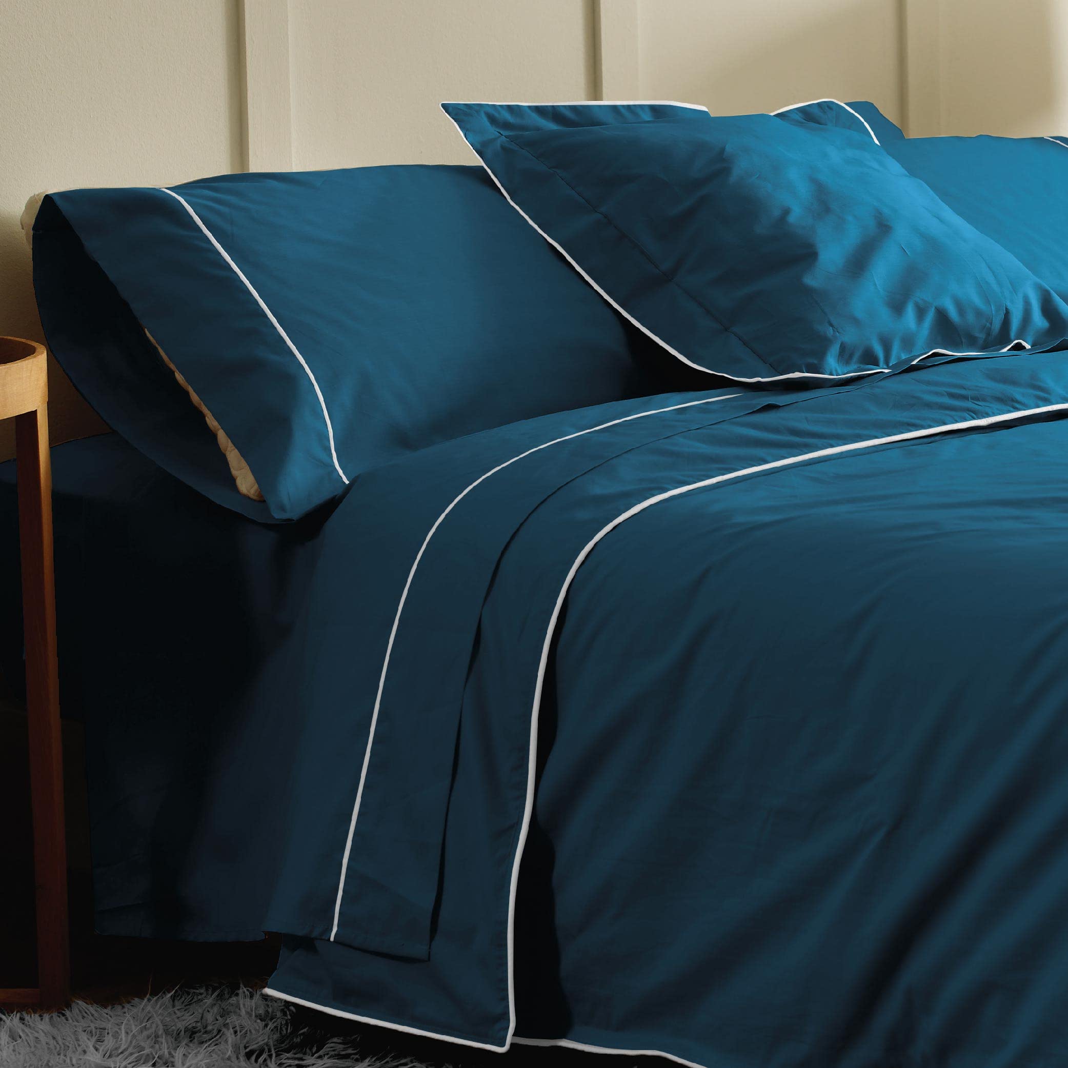 Premium 180-Thread Count Navy Blue Cotton Duvet Cover for 135/140cm Beds - Soft, Breathable & Lightweight, Machine Washable at 30°C, Easy to Store (Multiple Sizes Available) - Perfect for Guest Rooms, Master Bedrooms & Cozy Home Decor