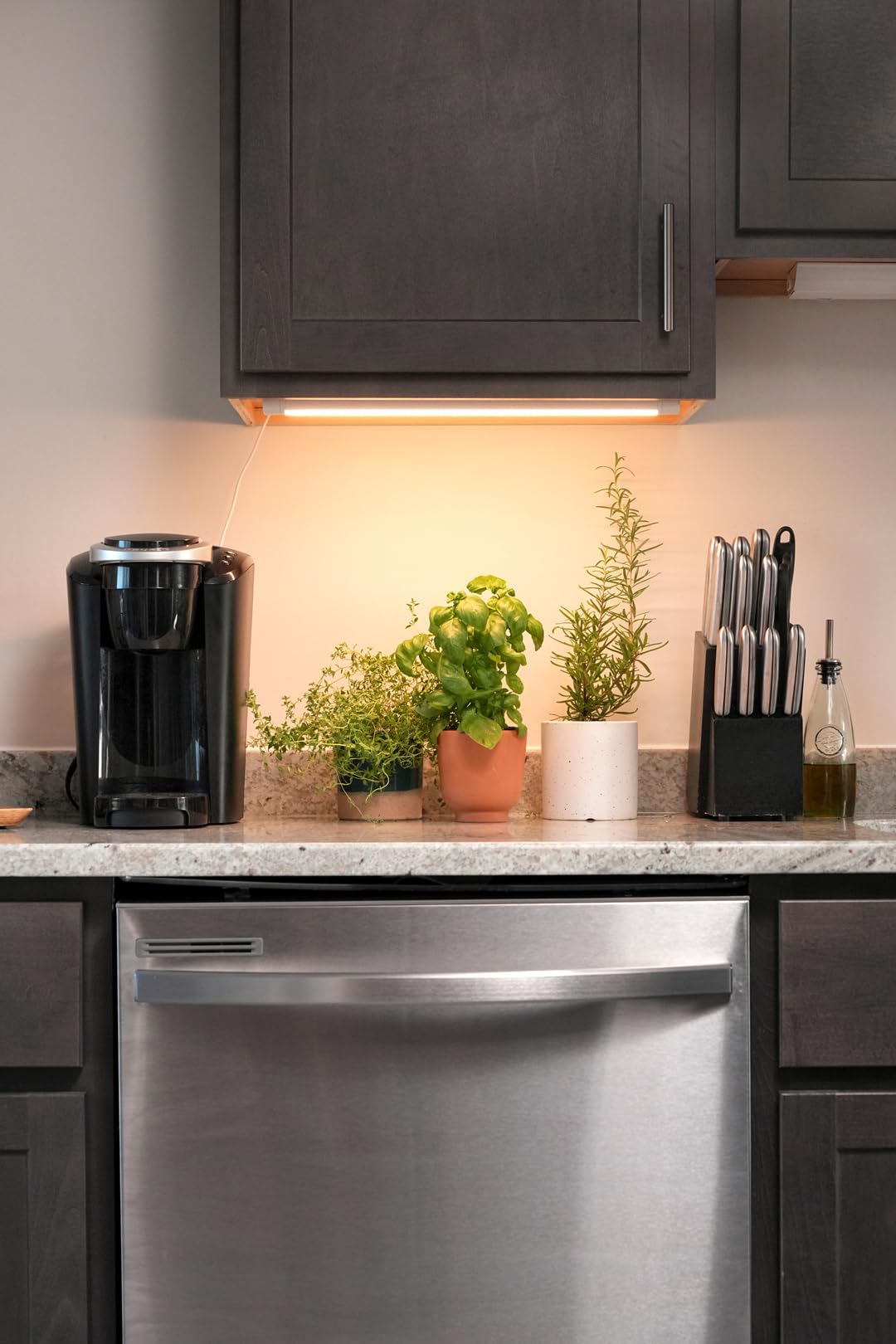 Soltech Solutions Grove™ LED Grow Light Bar - Under Cabinet, Shelving & Wall Mount LED Plant Light for Indoor Houseplants, Herbs, Seedlings - Touch Control Dimmer & On/Off (White) - Perfect for Kitchen Gardens, Greenhouses & Home Plant Shelves