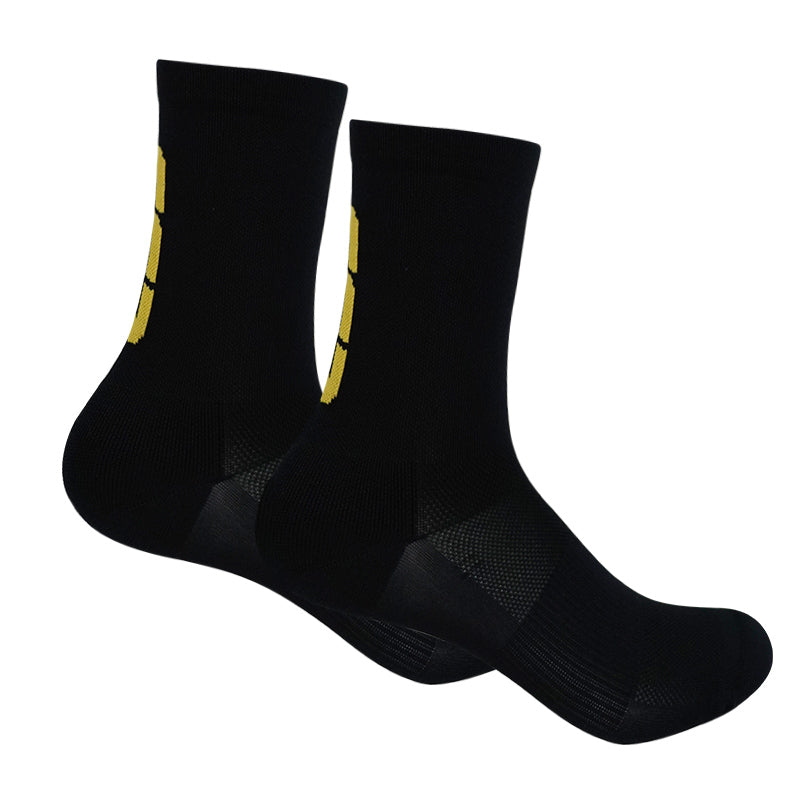 Breathable Sports Socks for Men & Women - Moisture-Wicking Athletic Socks for Running, Gym, Hiking - Comfortable Non-Slip Performance Socks for Workout & Daily Use