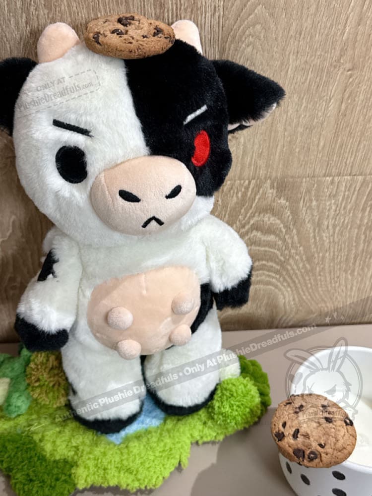 Plushie Dreadfuls Mad Cow Plush Stuffed Animal - Soft Cuddly Toy for Kids, Unique Gift for Horror Fans, Perfect for Halloween Decor & Movie Nights