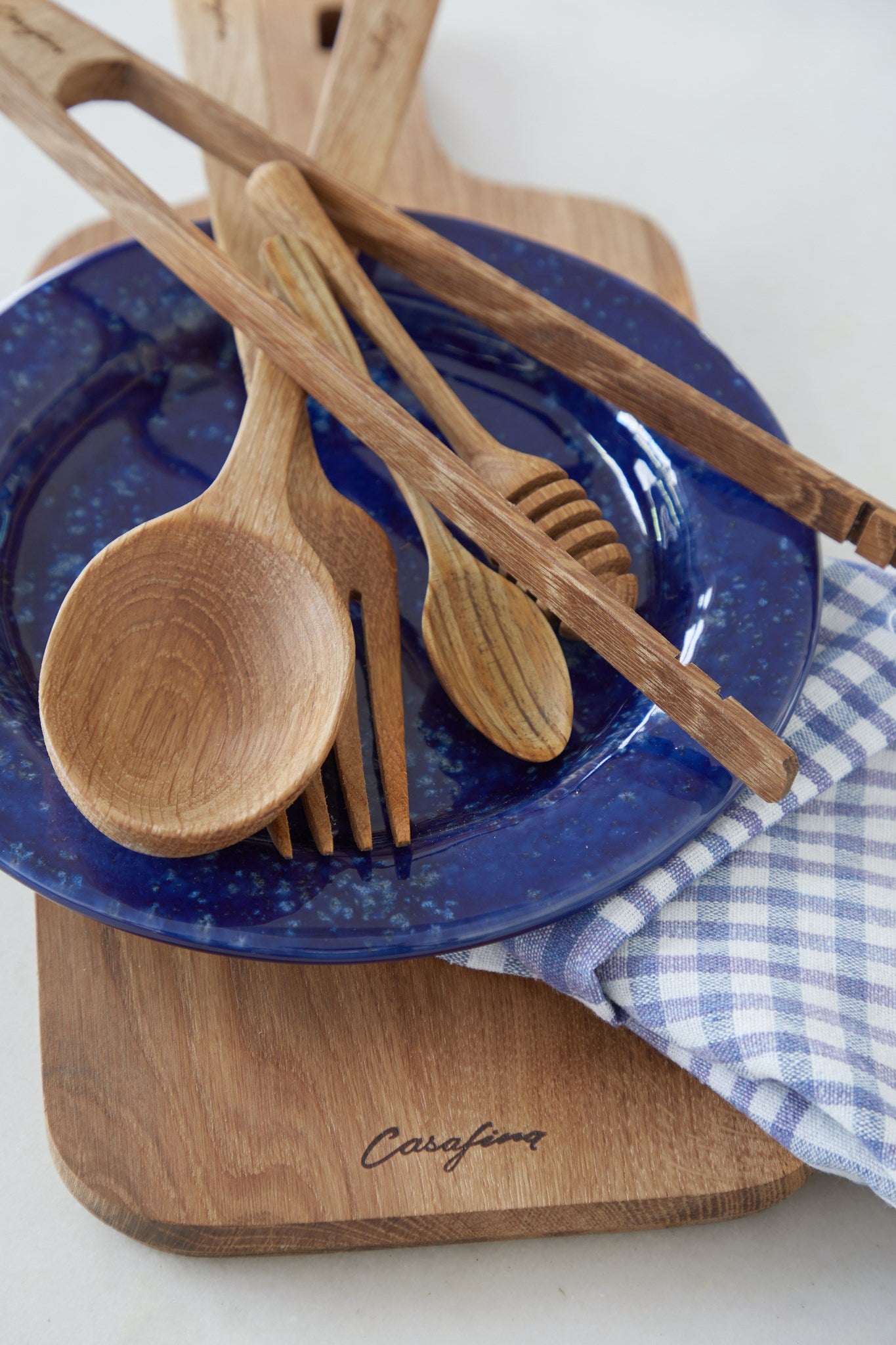 Speckled Blue Ceramic Dinnerware Set - 16-Piece Stoneware Plates, Bowls & Mugs - Elegant Blue Speckle Design for Dining, Kitchen & Home Decor - Perfect for Everyday Use & Dinner Parties
