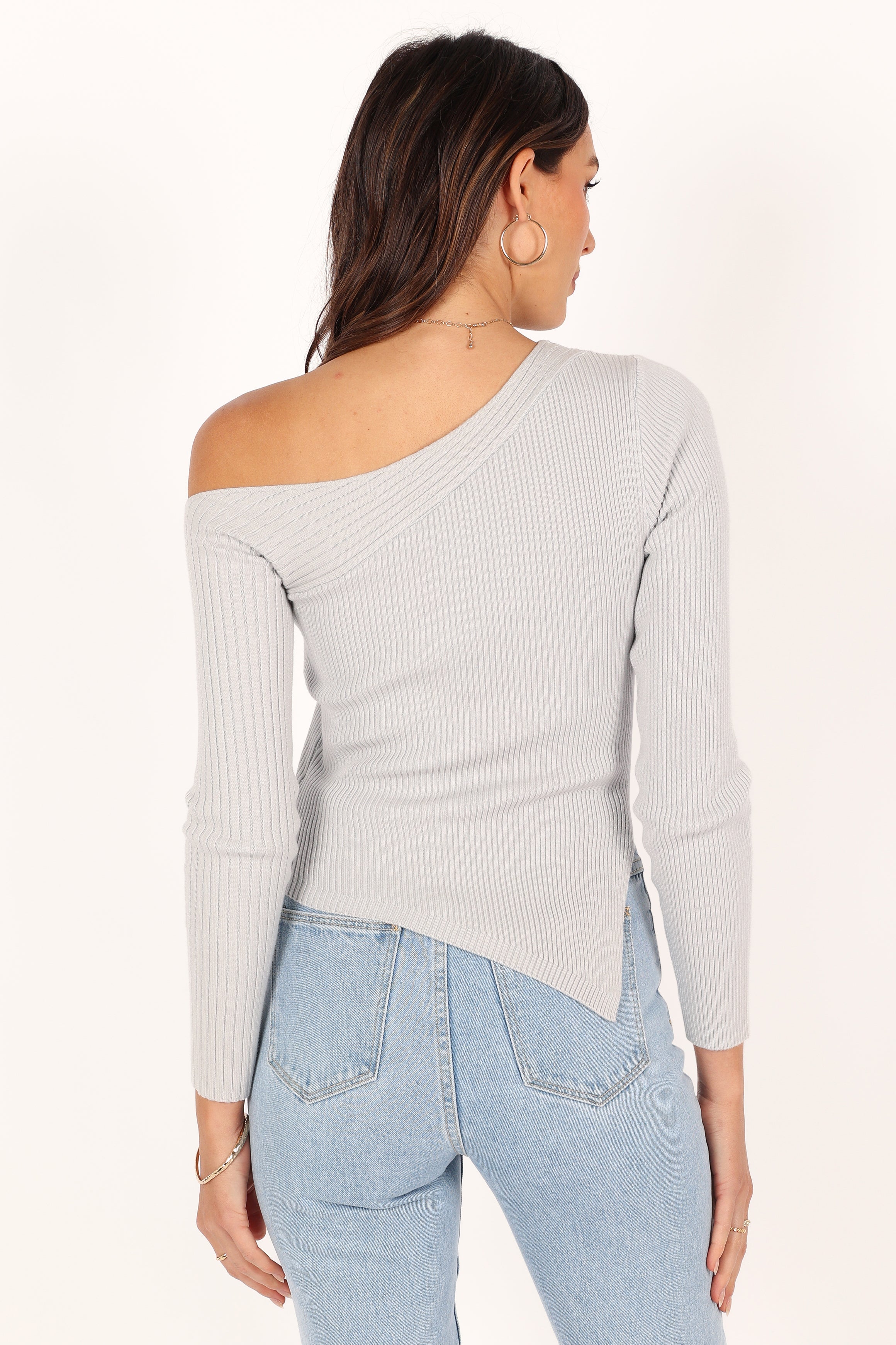 Hunter Knit Top Women's Casual Grey Sweater - Perfect for Fall Layering, Office Wear & Weekend Outfits