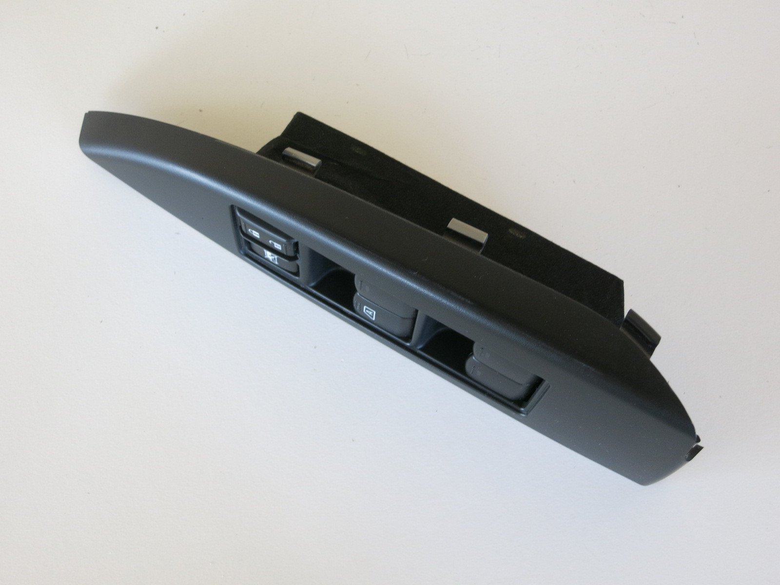 Subaru Window Switch - 83071AJ010 Replacement Part for Power Window Control - Compatible with Subaru Models - Perfect for DIY Car Repairs & Window Maintenance
