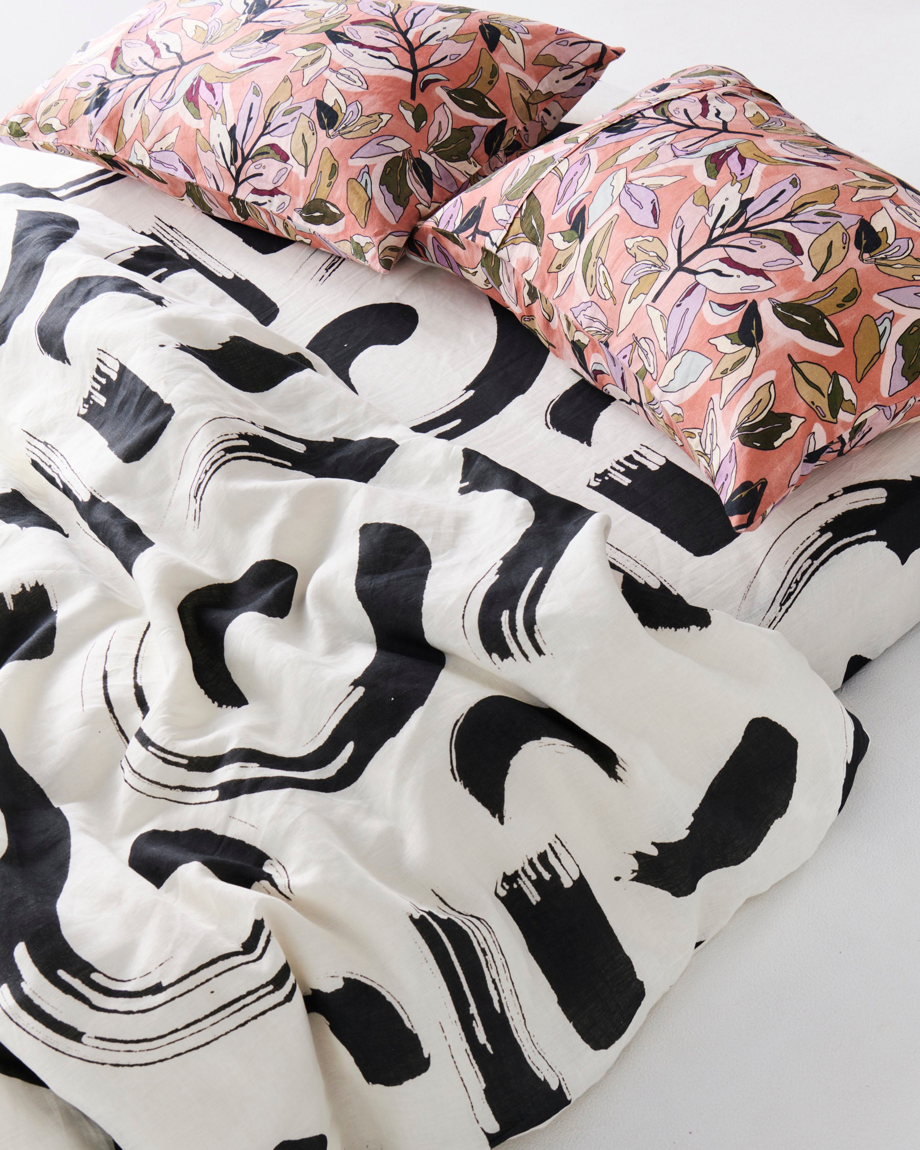 Premium Costa Rican Linen Pillowcases - Breathable & Hypoallergenic Bedding Set for Hot Sleepers - Perfect for Summer Nights & Eco-Friendly Home Decor