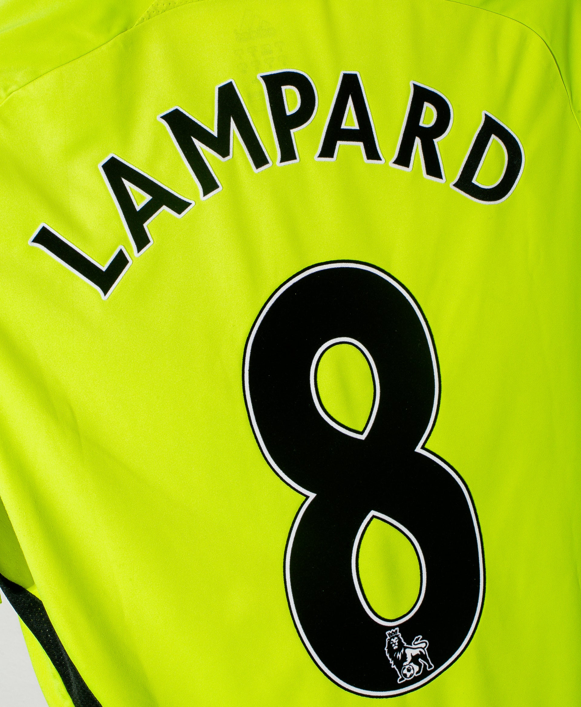2007 Chelsea FC Away Jersey #8 Frank Lampard Soccer Shirt (Size S) - Perfect for Fans, Collectors & Match Day Outfits