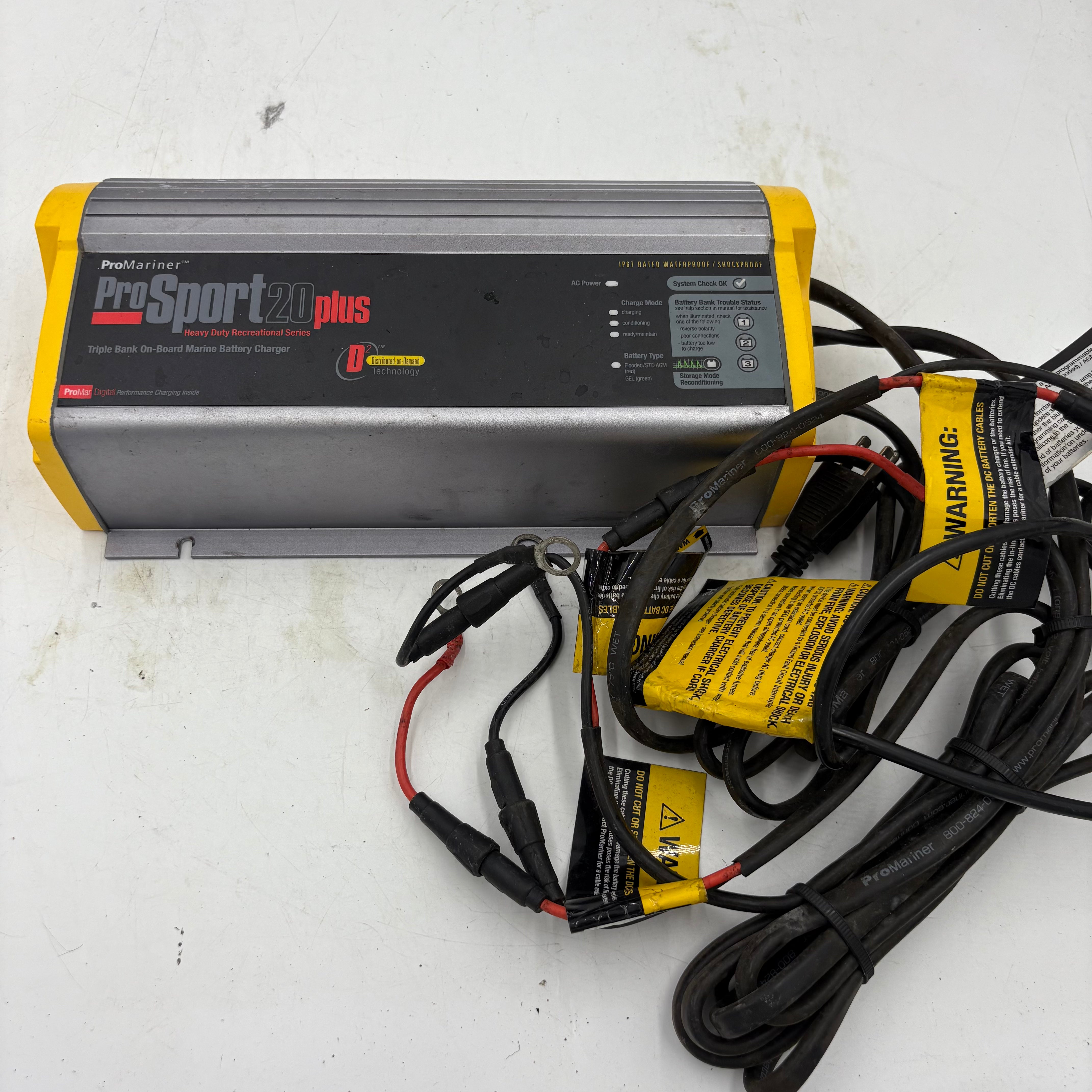 Pro Mariner Pro Sport 3 Bank Marine Battery Charger - Waterproof & Multi-Stage Charging for Boats, Yachts & RVs | Perfect for Onboard Battery Maintenance & Long Trips