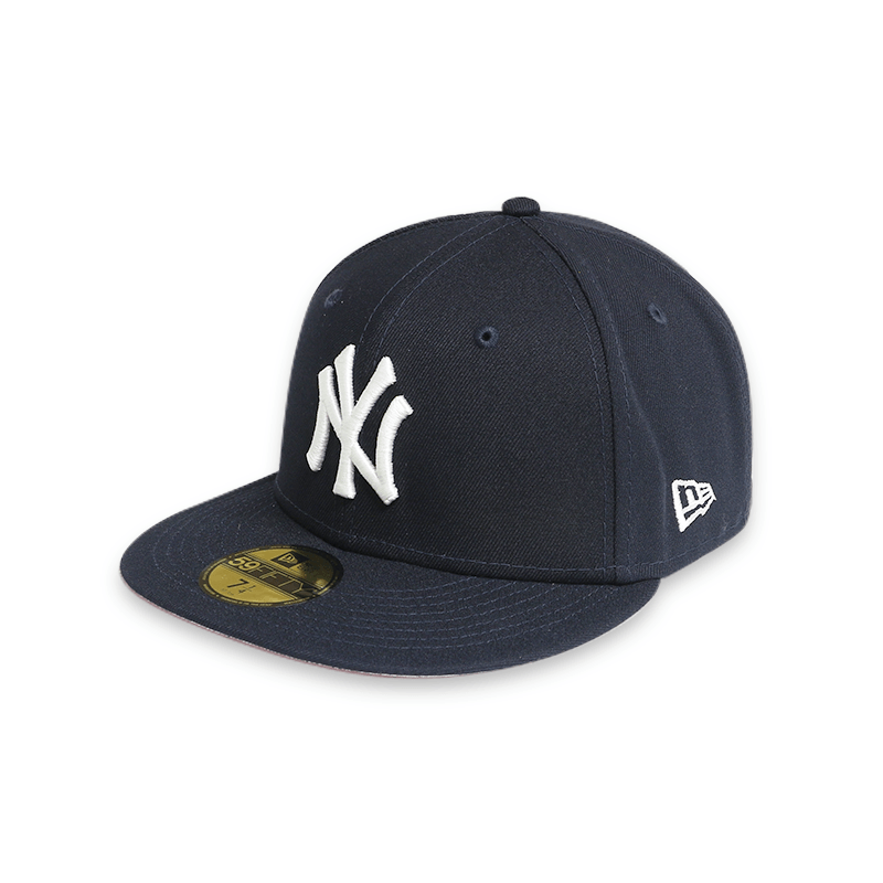 New York Yankees 1996 World Series 59FIFTY Fitted Baseball Cap for Men - Navy Blue Snapback Hat with POP SWEAT Technology | Perfect for Baseball Games, Streetwear & Sports Fans