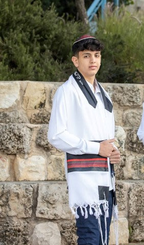 Red and Black Tallit Prayer Shawl - Premium Bar Mitzvah Tallit Set with Matching Bag - Perfect for Jewish Religious Ceremonies & Synagogue Worship