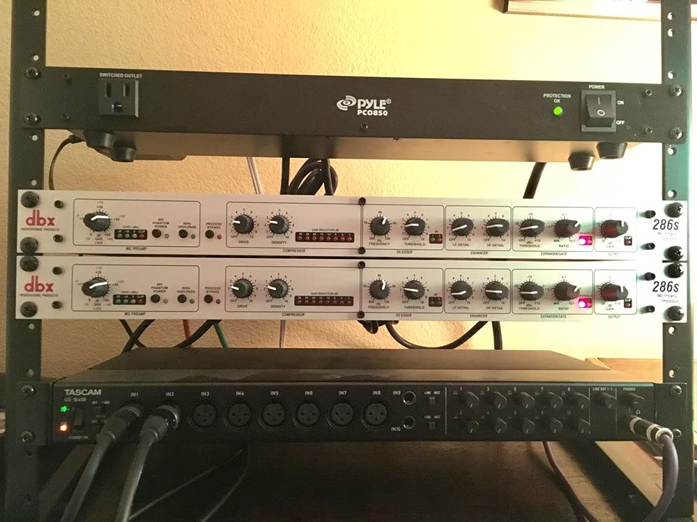 dbx 286s Professional Microphone Preamp & Channel Strip with Over-Ear Headphones, XLR Cable & StreamEye Cloth - Perfect for Podcasting, Streaming & Home Studio Recording