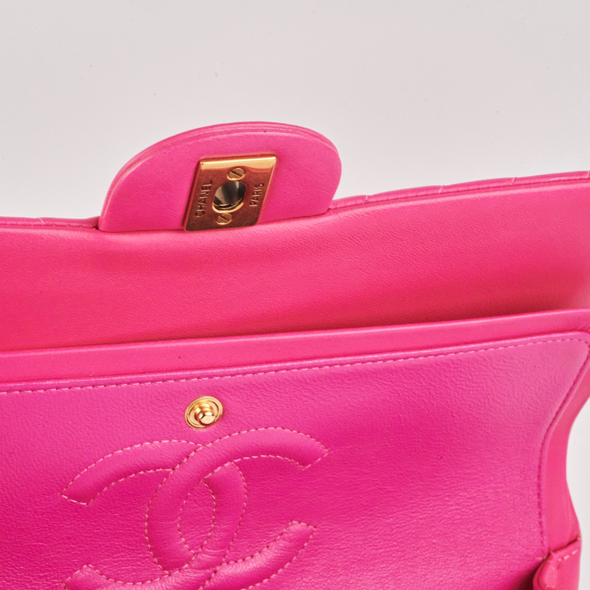 Chanel Medium Classic Flap Bag Chevron Lambskin Leather in Pink | Luxury Designer Handbag for Women | Perfect for Date Night, Parties & Special Occasions