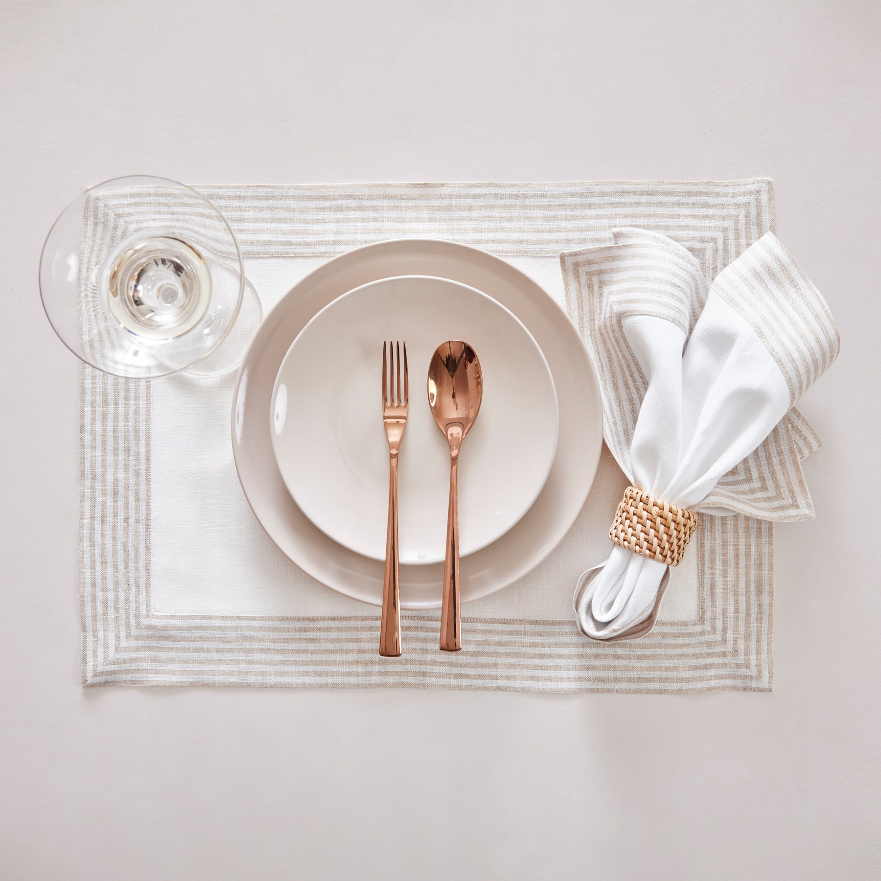 Premium Lucca Napkins - Set of 4 Soft Cotton Dinner Napkins for Formal Dining, Parties & Everyday Use