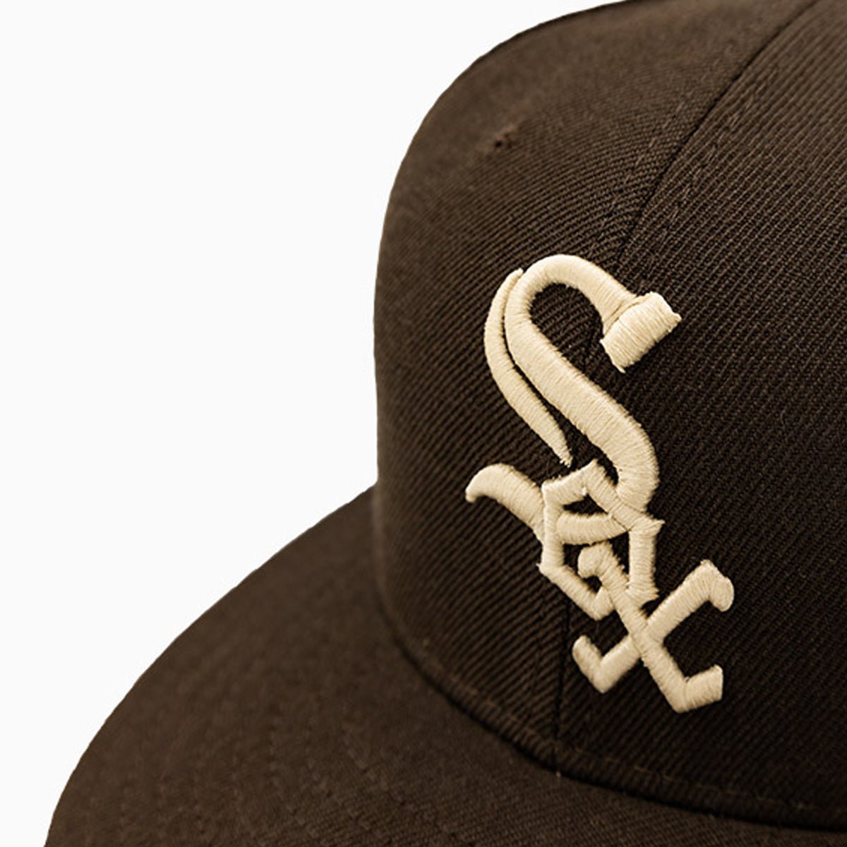 Chicago White Sox MLB 59FIFTY Fitted Hat - Official New Era Baseball Cap for Men, Adjustable & Stylish - Perfect for Games, Sports Events & Casual Wear
