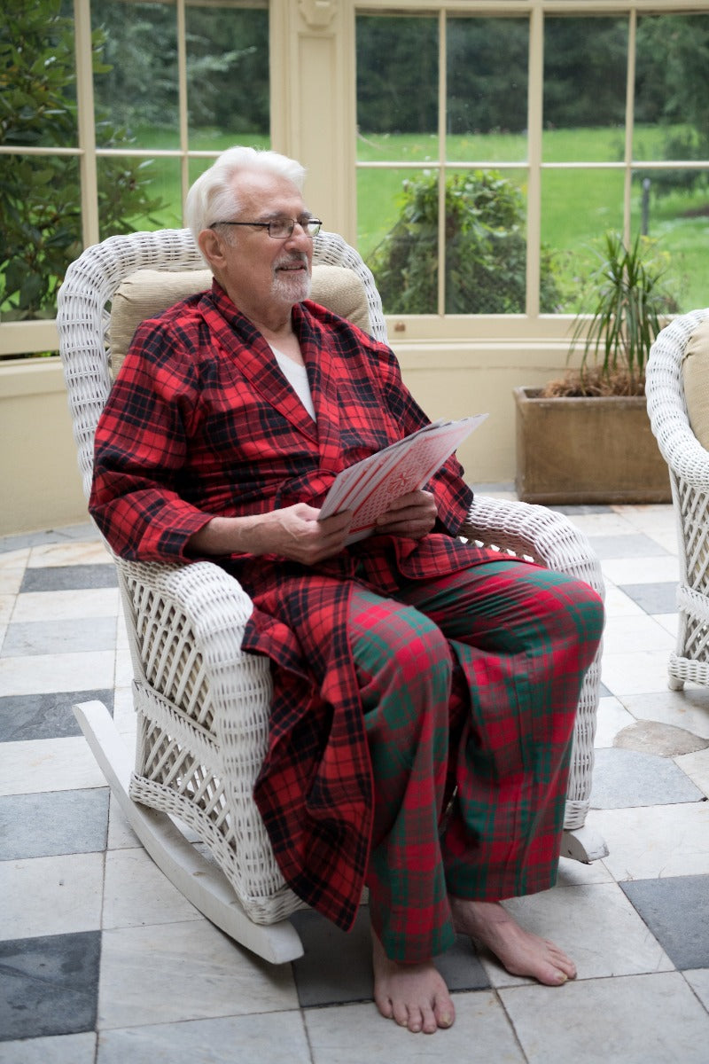 Men's Soft Plaid Flannel Robe - Cozy Winter Loungewear for Relaxing at Home & Spa Days