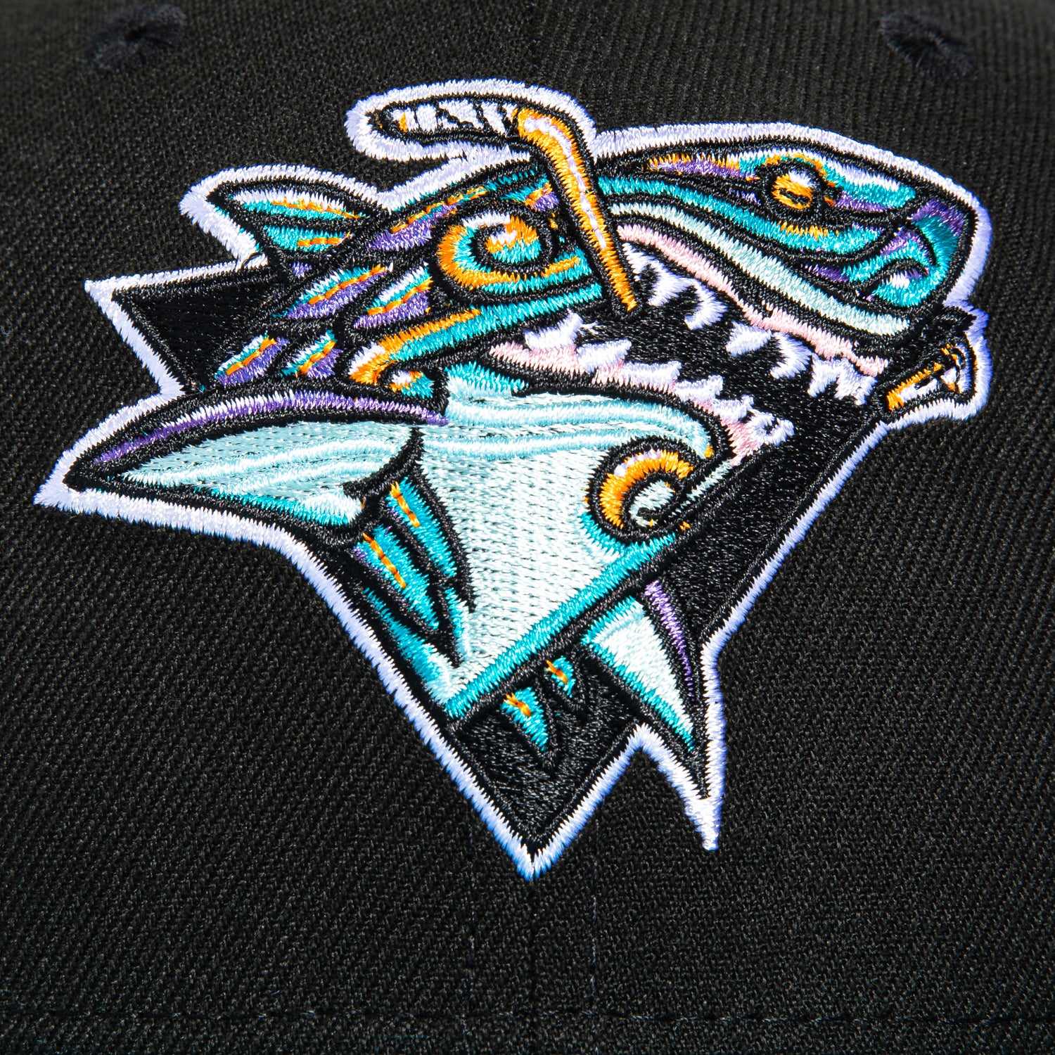 New Era 59Fifty San Jose Sharks Tiburones Snapback Hat - Black & Teal Adjustable Baseball Cap for Men - Perfect for Sports Fans, Game Days & Streetwear Fashion