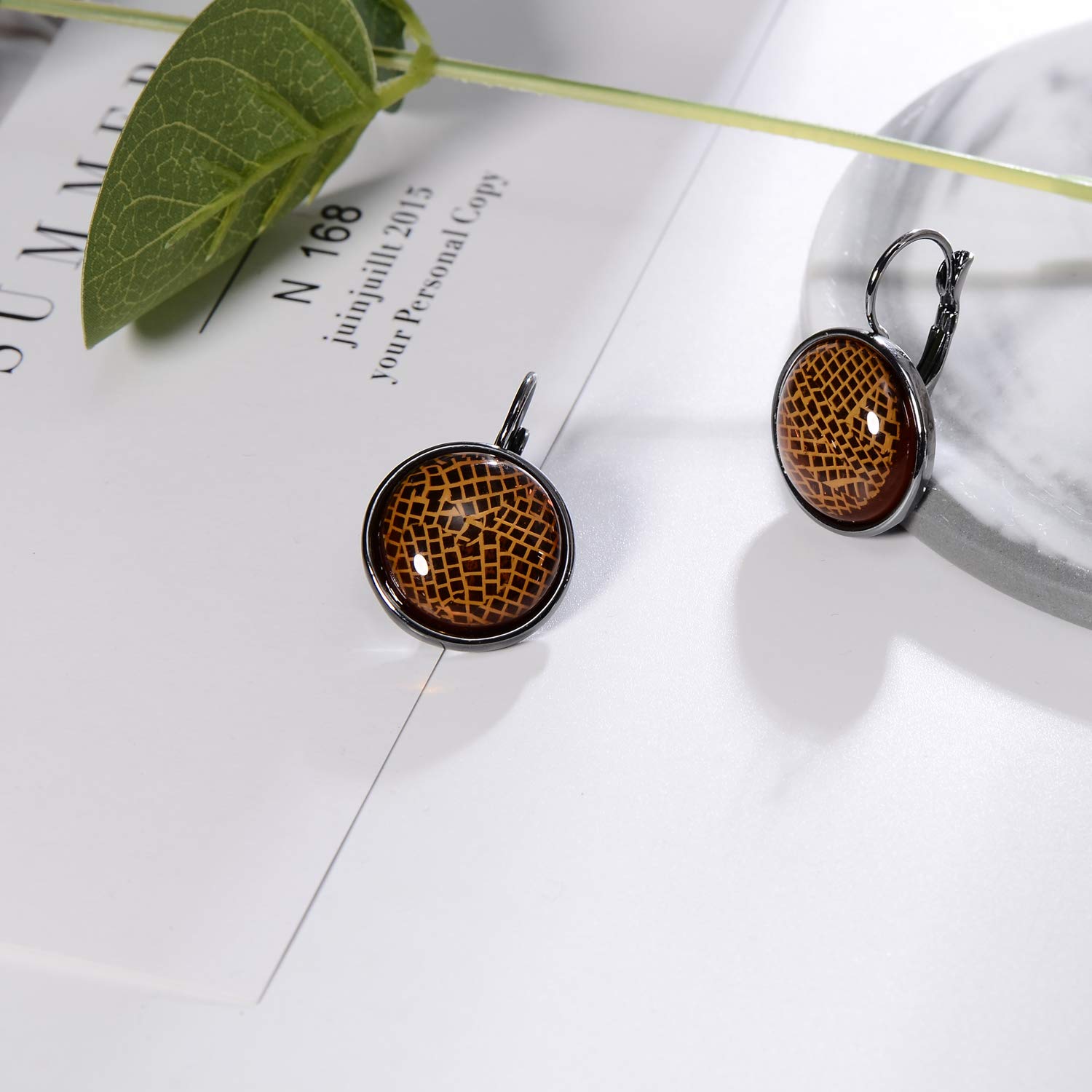 AMYJANE Retro Boho Hoop Earrings for Women - Large Round Geometric Statement Earrings with Crackle Acrylic & Silver Leverback Closure - Perfect for Parties, Weddings & Everyday Boho Fashion Jewelry Gift