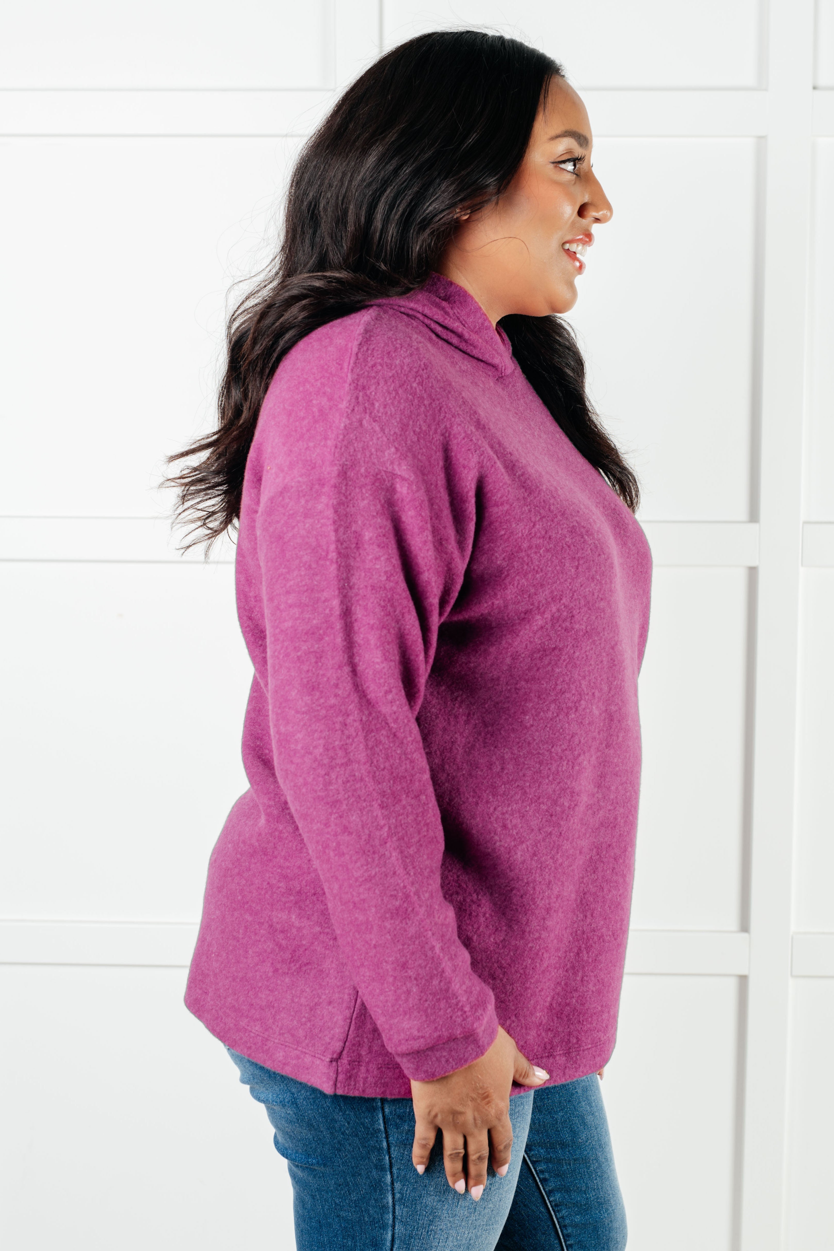 Best Light Plum Hooded Pullover for Women | Cozy Fleece Sweatshirt for Casual Wear & Outdoor Activities