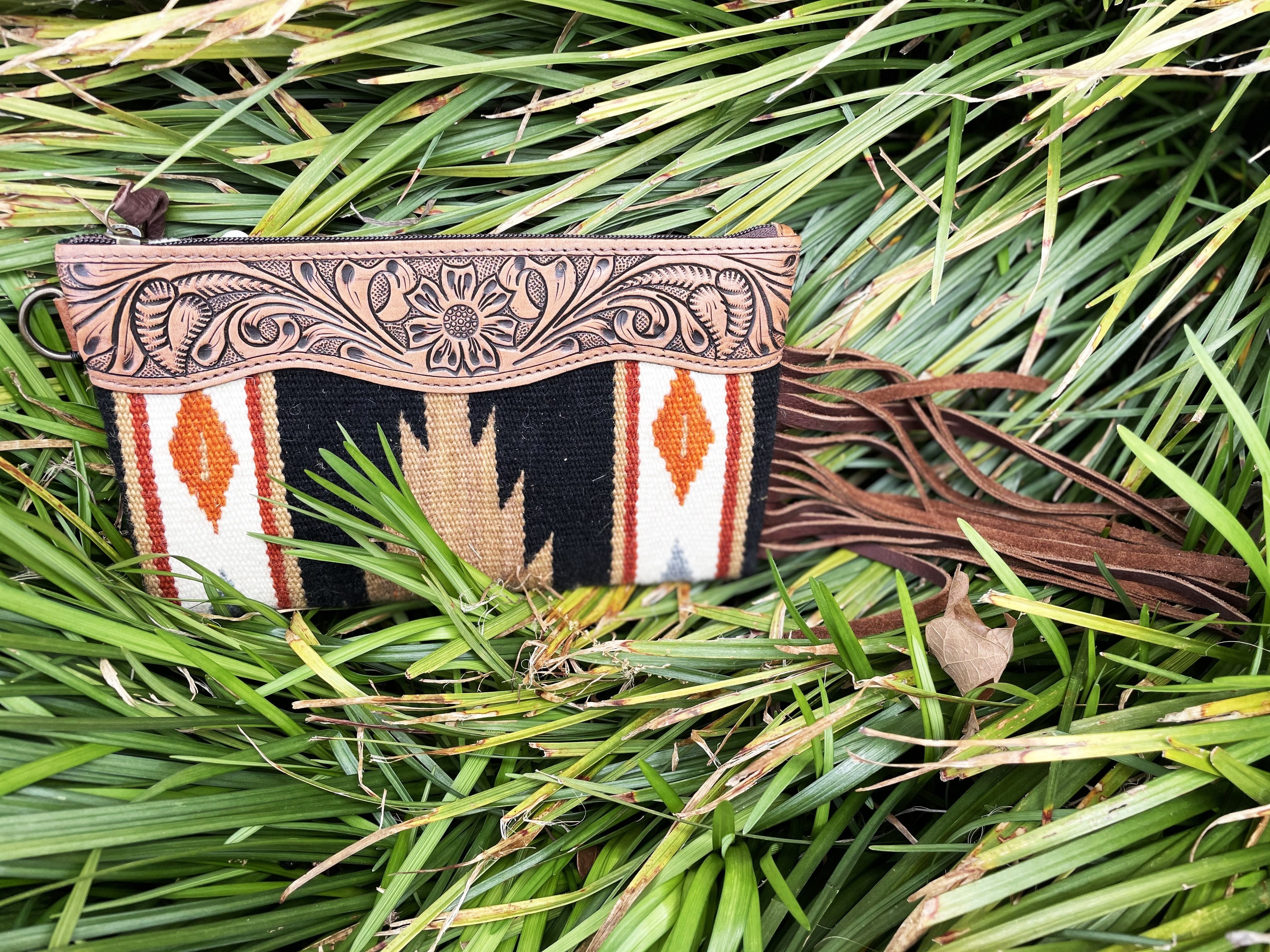 American Darling Black and Tan Tooled Leather Clutch Purse for Women - Elegant Evening Bag for Parties, Weddings & Date Nights
