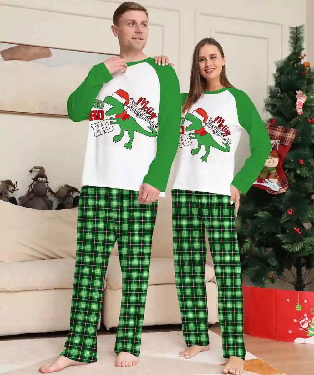 Printed Christmas Matching Family Pajamas Set - Cozy Holiday PJS for Family Photos & Festive Gatherings