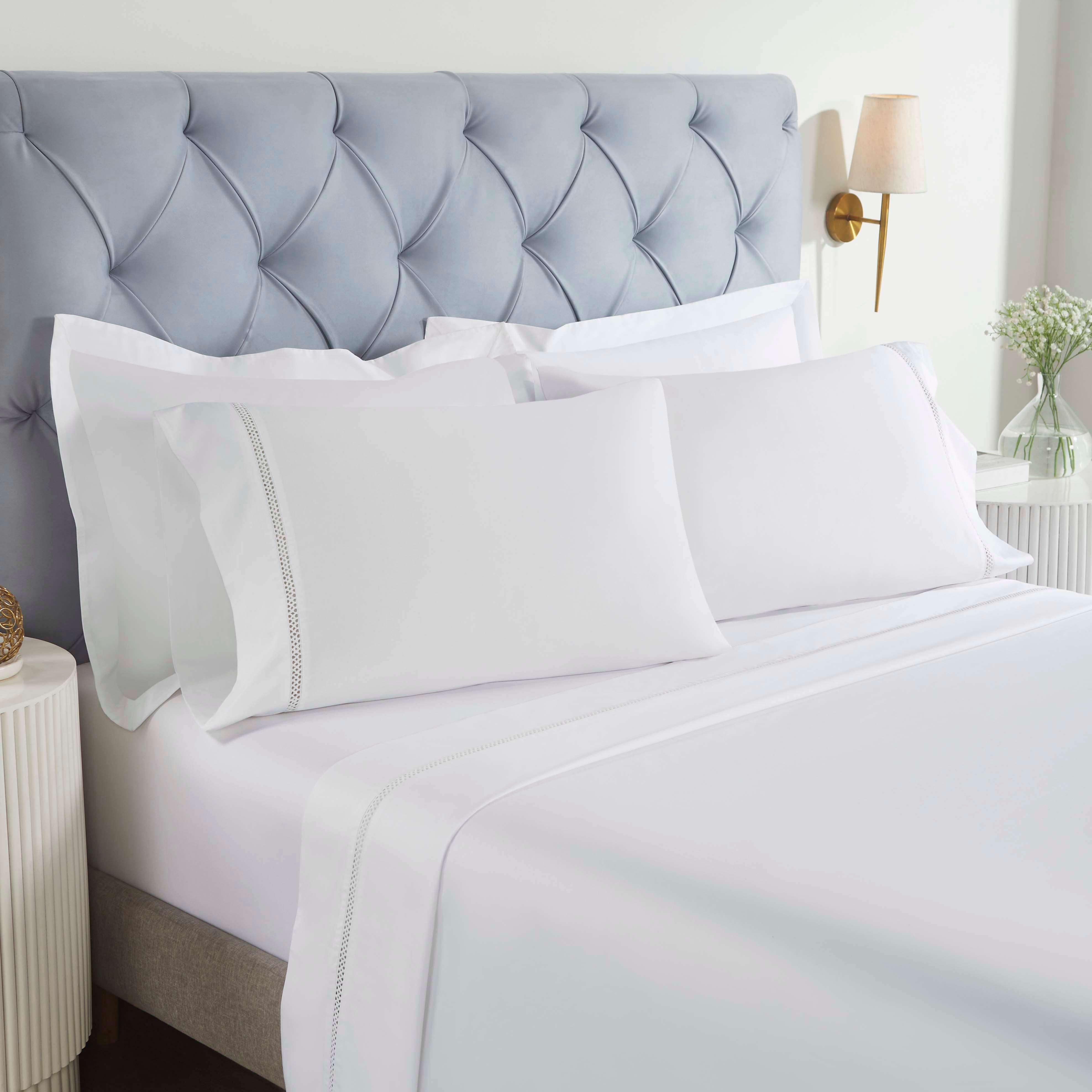 Premium Riverton Cotton Cross Stitch Embroidered Deep Pocket Bed Sheet Set - Queen Size 4-Piece Set with Pillowcases - Soft & Breathable for All-Season Comfort - Perfect for Master Bedroom, Guest Room or Dorm