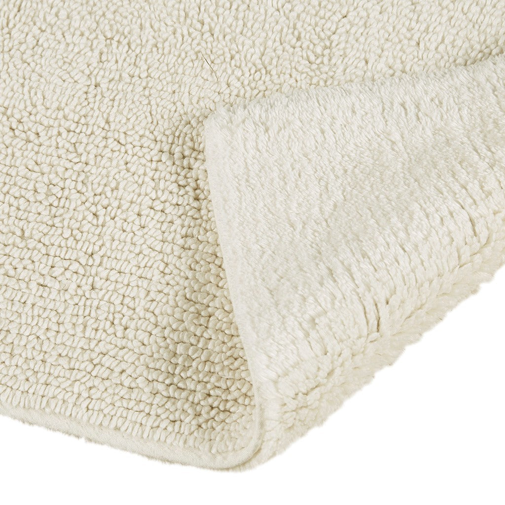 Plush Feather Touch Reversible Bath Rug - Ultra Soft Non-Slip Bathroom Mat for Shower, Tub & Vanity Area - Perfect for Cozy Home Decor & Spa-Like Comfort