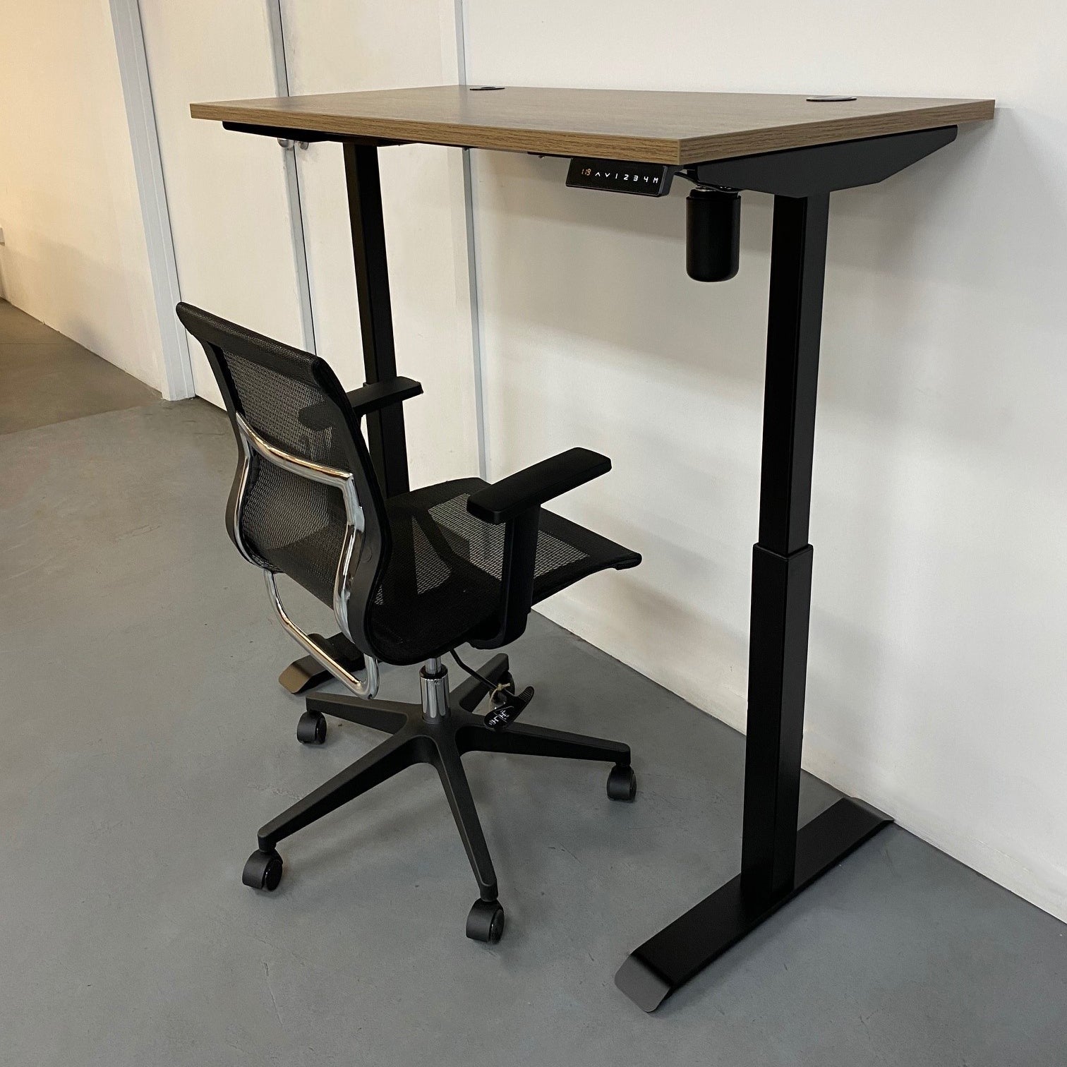 ALVIS Height Adjustable Standing Desk 47.2 Inch - Warm Oak & Black Finish | Perfect for Home Office, Gaming & Workspace Ergonomics