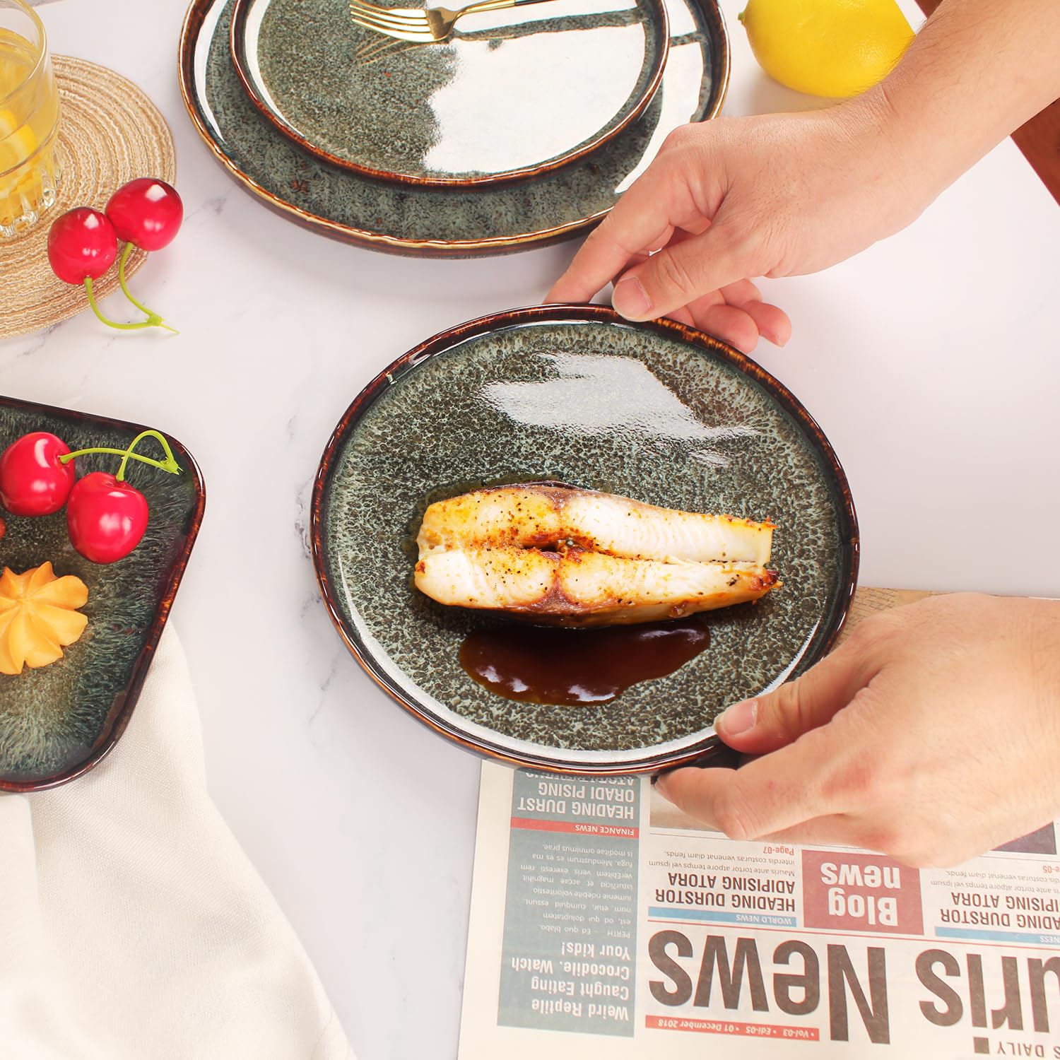 4-Piece Black Porcelain Appetizer Plates Set - Microwave & Dishwasher Safe for Steak, Pasta, Salad