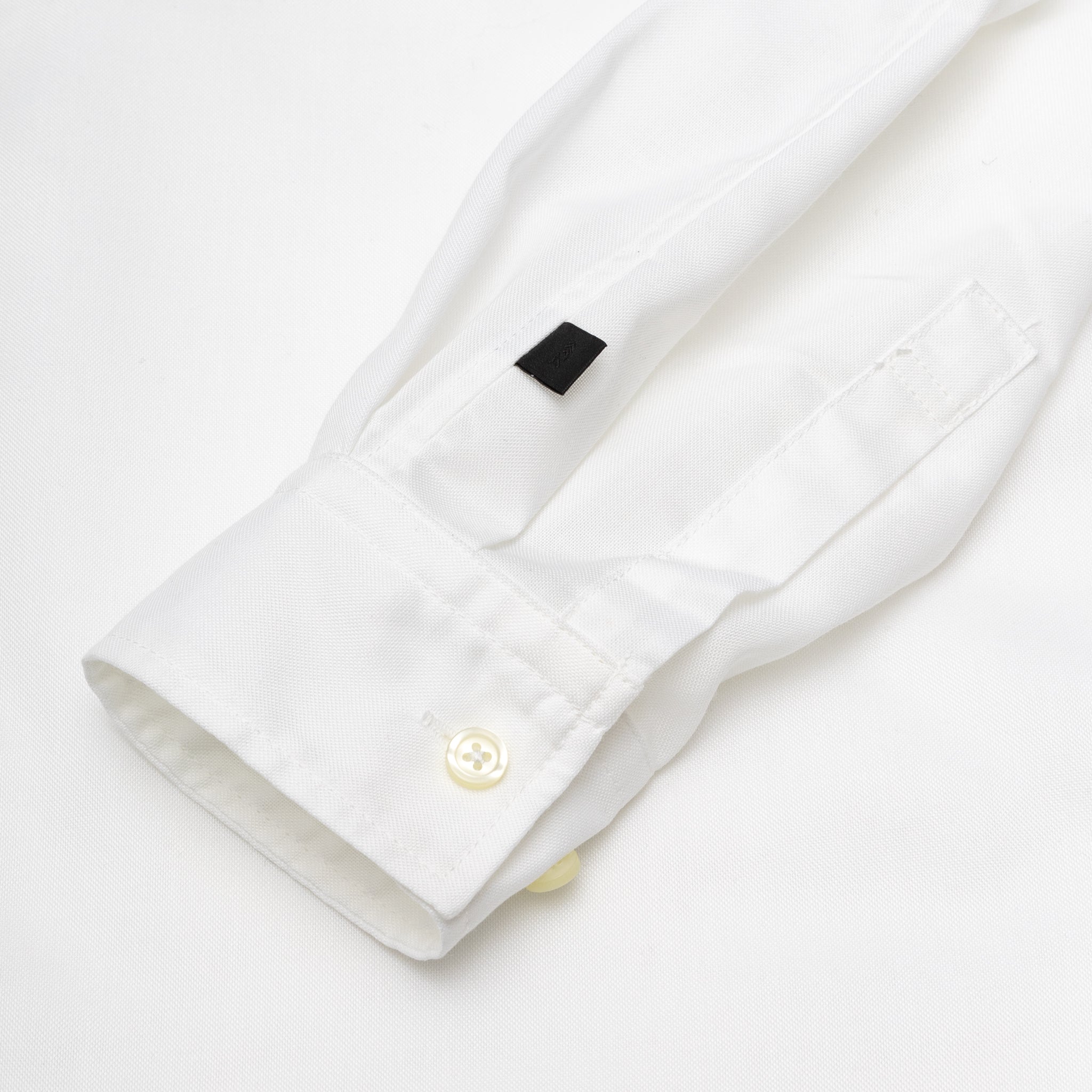 Tech B D Shirt - Stylish Graphic Tee for Men & Women | Trendy Casual Wear for Outings, Parties & Everyday Comfort