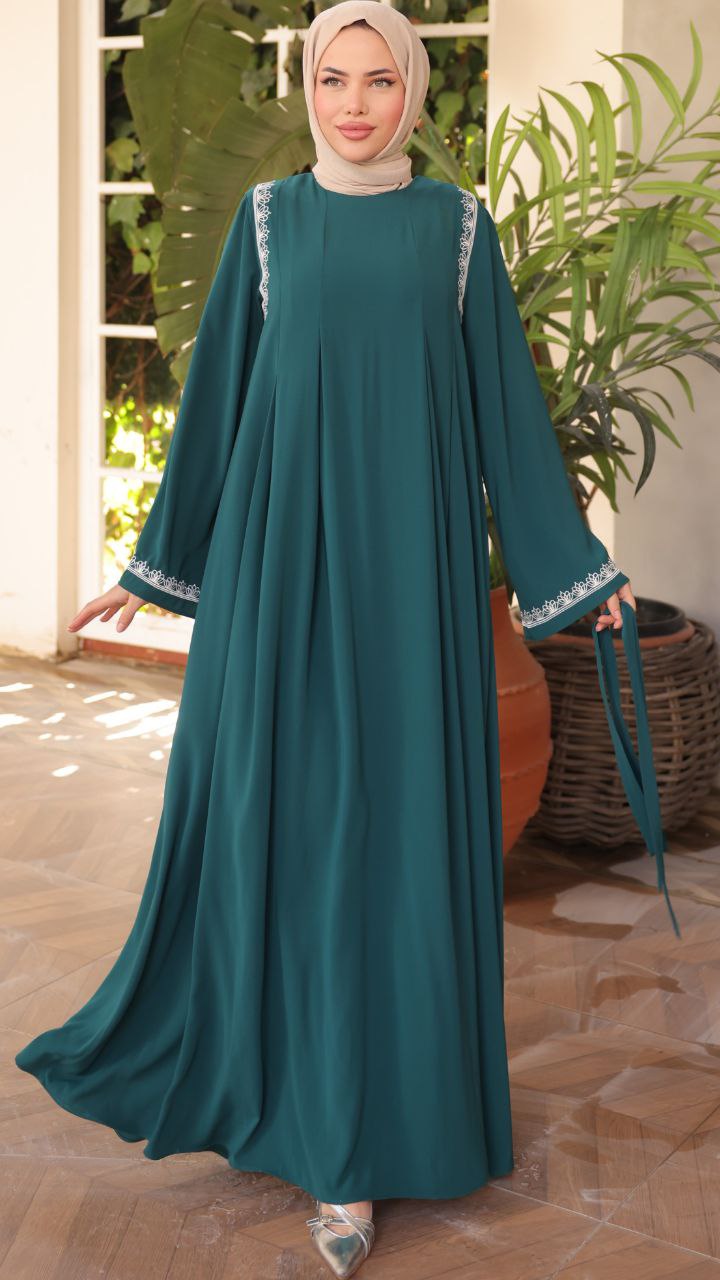 Elegant Nila Long Abaya Dress with Long Sleeves - Modest Muslim Women's Prayer Dress for Home & Mosque Wear