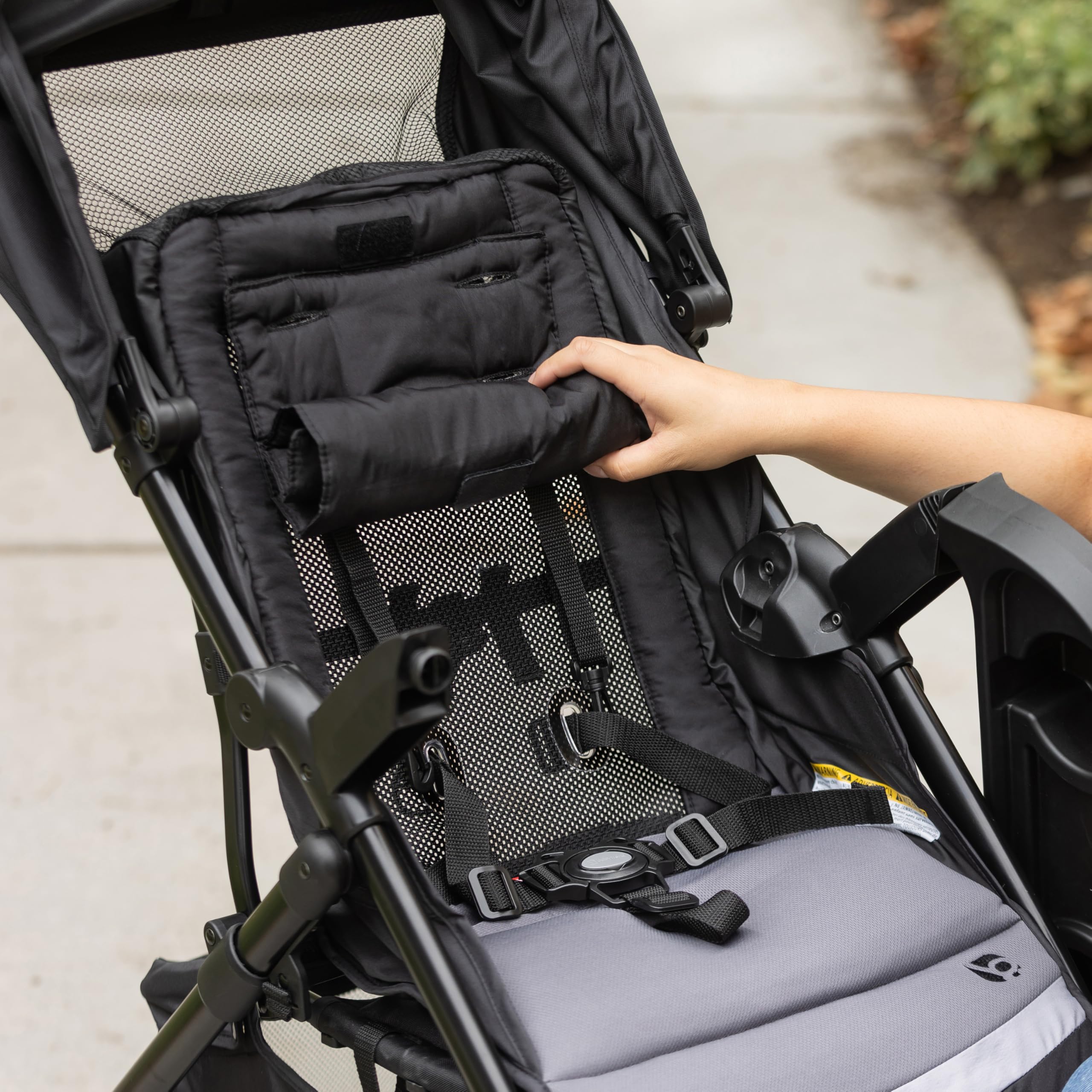 Baby Trend Passport Seasons Travel System with EZ-Lift™ Infant Car Seat - Lightweight Stroller & Safe Car Seat Combo for Newborns | Perfect for Air Travel, Shopping & Daily Outings (Journey Black)