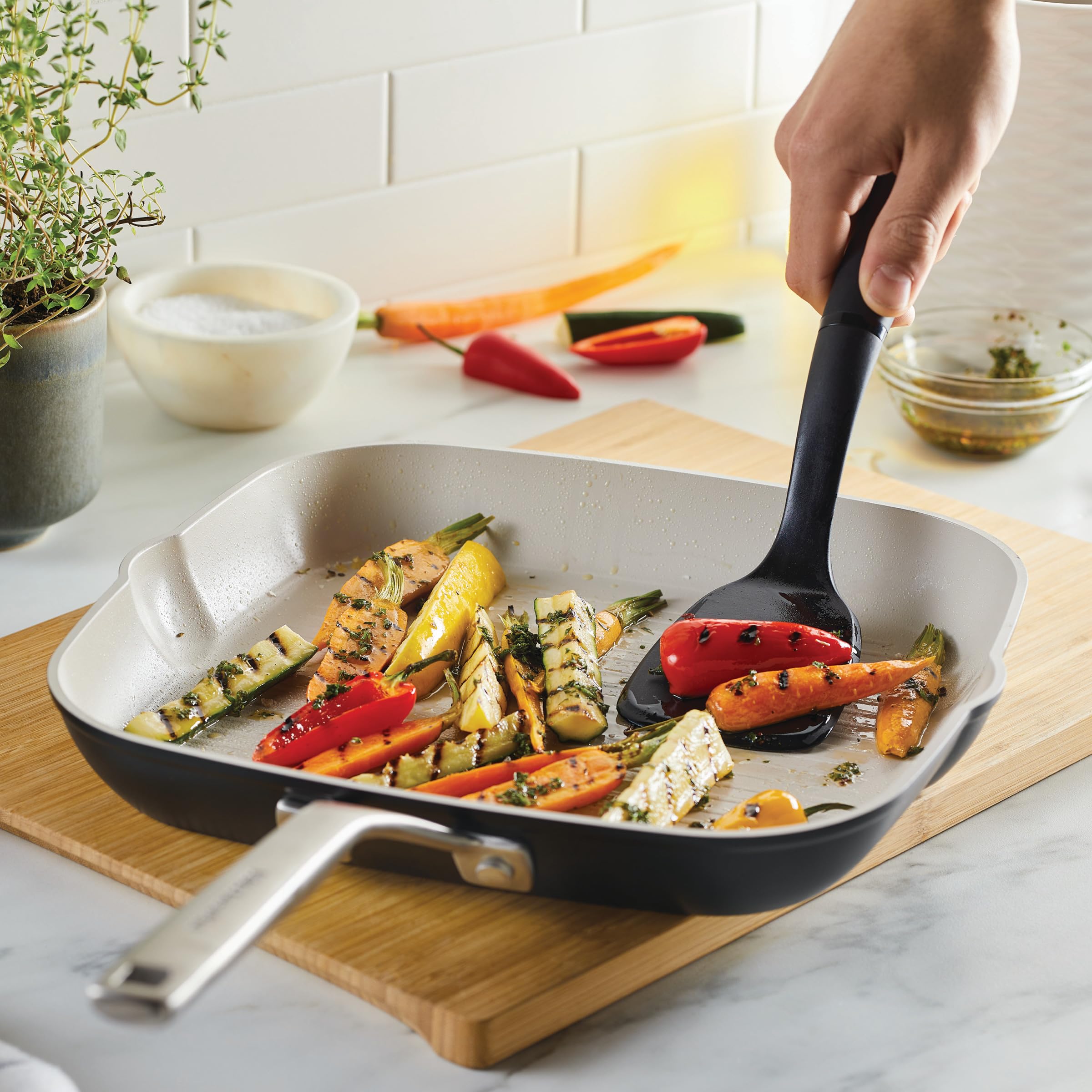 KitchenAid 11.25 Inch Square Hard Anodized Ceramic Nonstick Grill Pan & Griddle - Matte Black for Indoor/Outdoor Cooking, BBQ, Grilling & Pancakes