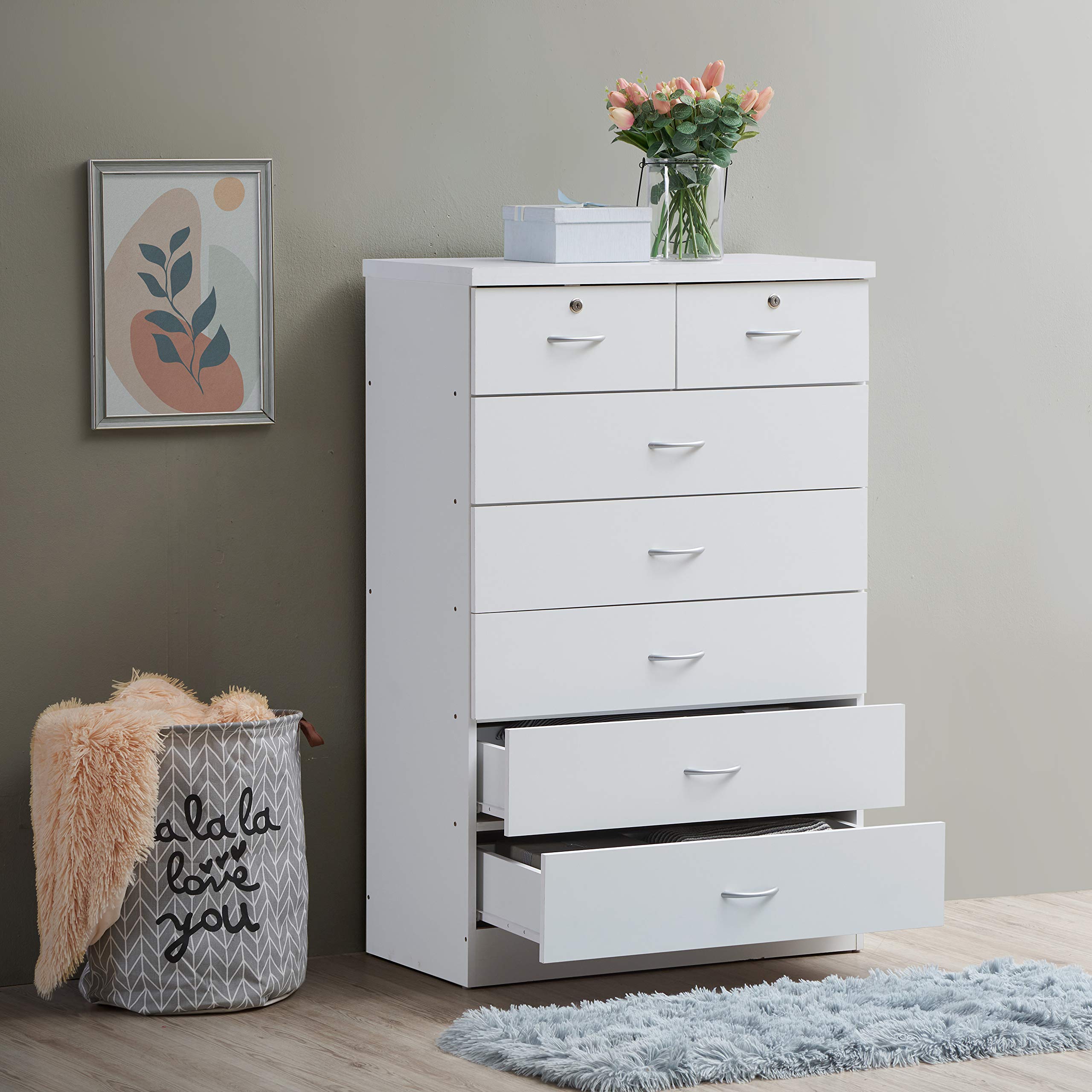 HODEDAH 7-Drawer Wood Dresser for Bedroom - 31.5 Inch Wide Chest of Drawers with Locking Top Drawers - White Storage Organizer for Clothes, Bedroom Furniture & Home Organization