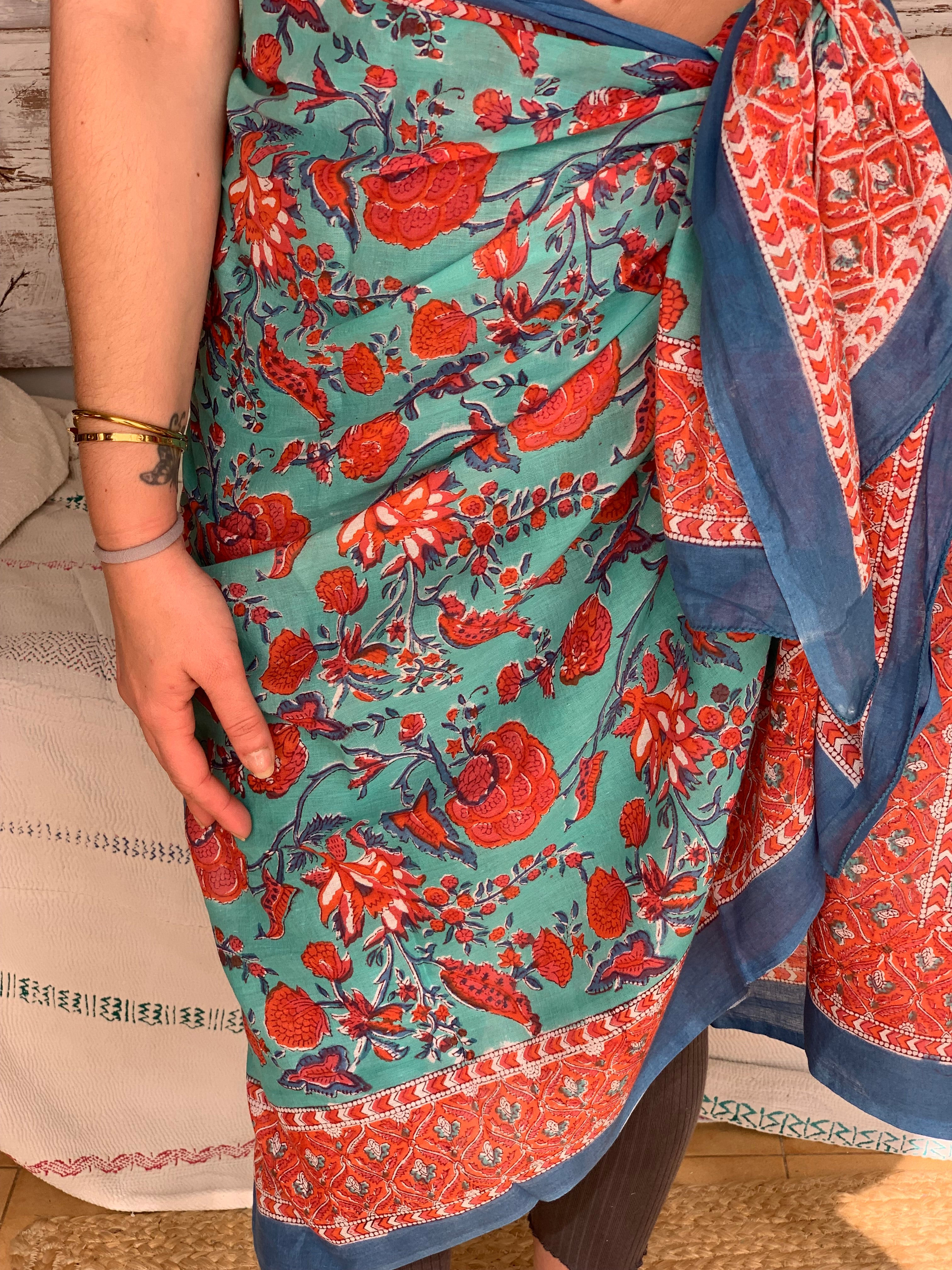 Stylish Cotton Sarong & Pareo - Soft Beach Wrap Shawl for Women | Summer 2024 New Collection | Perfect for Beach Vacation, Poolside Lounging & Boho Fashion