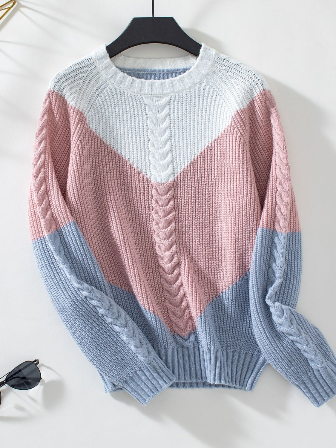 Color Block Round Neck Long Sleeve Sweater for Women - Soft Knit Pullover Winter Tops - Casual Office Wear & Holiday Outfits