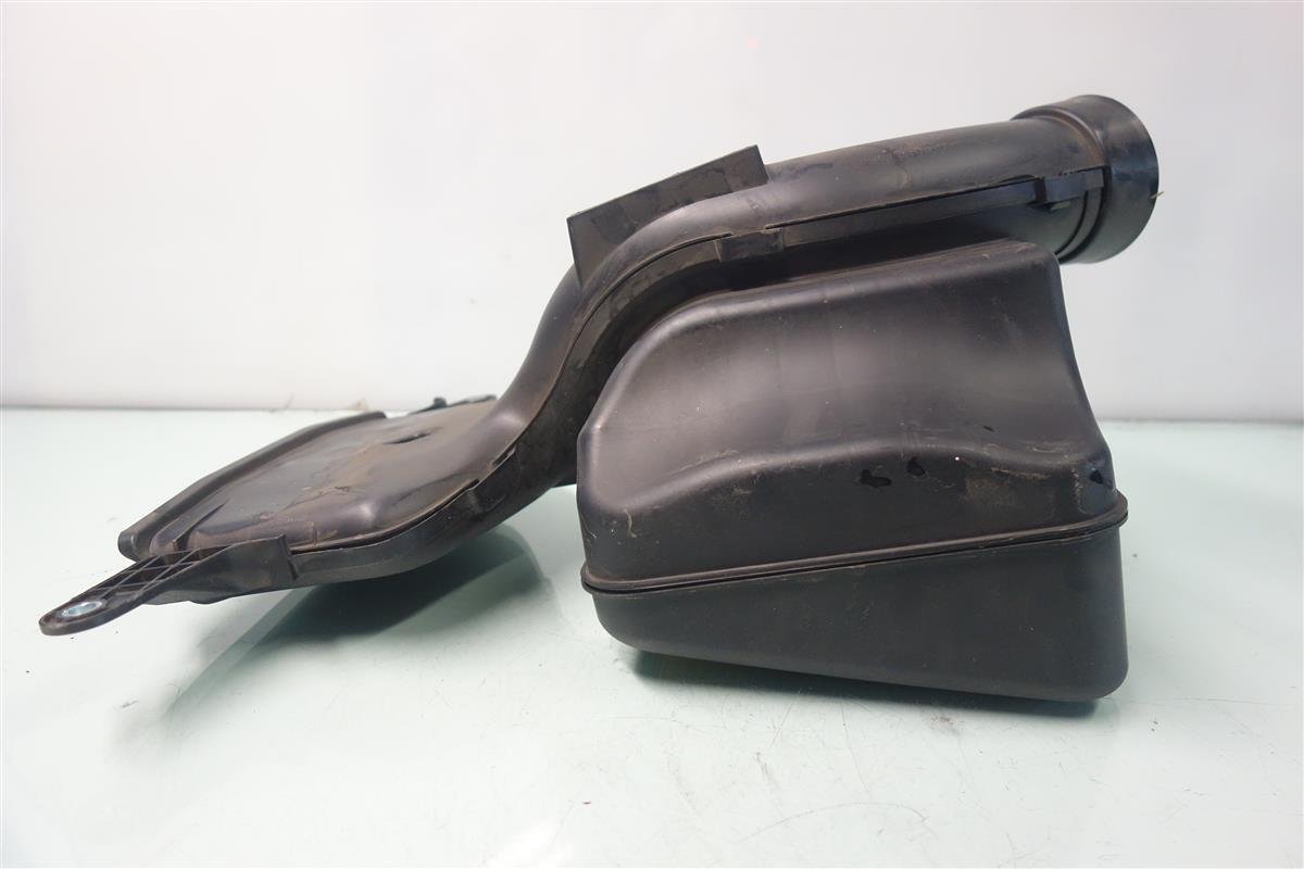 Toyota Camry Air Intake Cleaner Inlet 17750-0V031 OEM Replacement Part - Improve Engine Performance & Fuel Efficiency for 2018-2023 Models | Perfect for DIY Car Maintenance & Engine Tuning