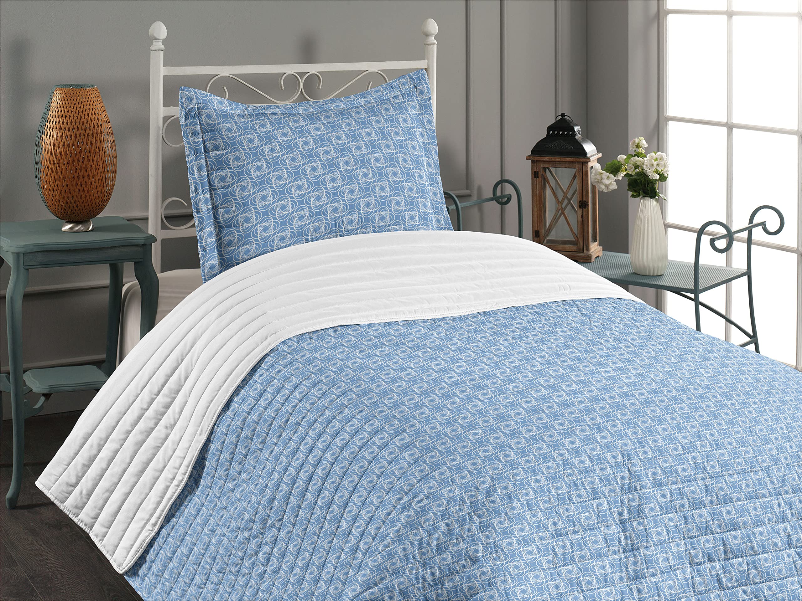 Ambesonne Mosaic Microfiber Bedspread Set - Modern Abstract Monochrome Pattern with Pillow Sham & Comforter, Twin Size in Sky Blue & White - Perfect for Contemporary Bedrooms & Guest Rooms
