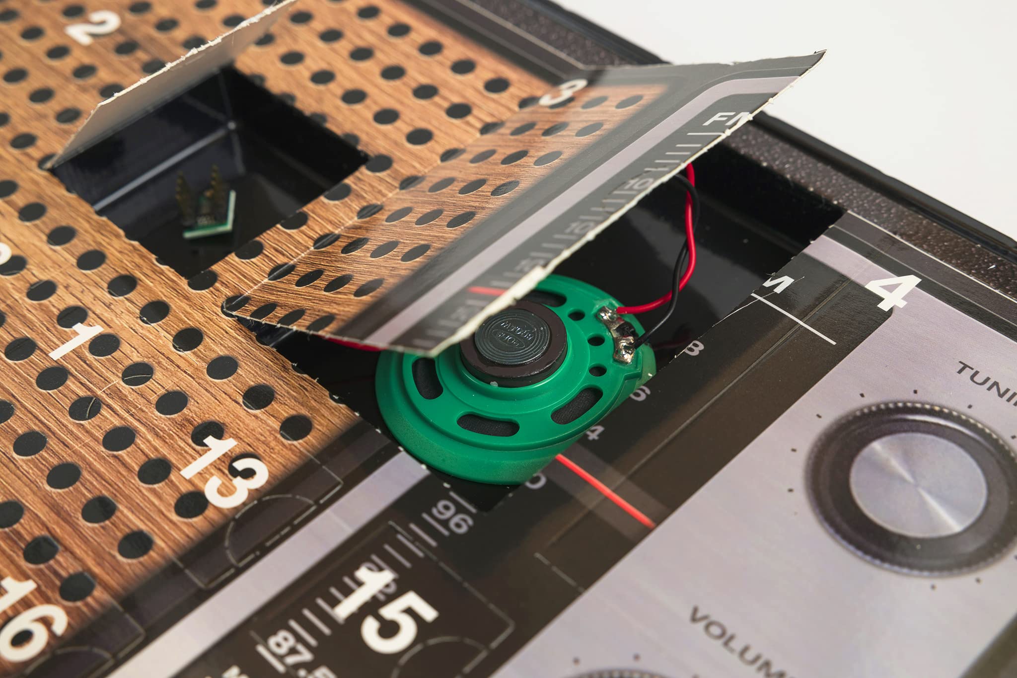 EIGHT DIY Retro Radio Kit - 24-Day Countdown Calendar with Electronic Components for Beginners & Tech Enthusiasts | Perfect Birthday Gift for STEM Learning & Home Decoration