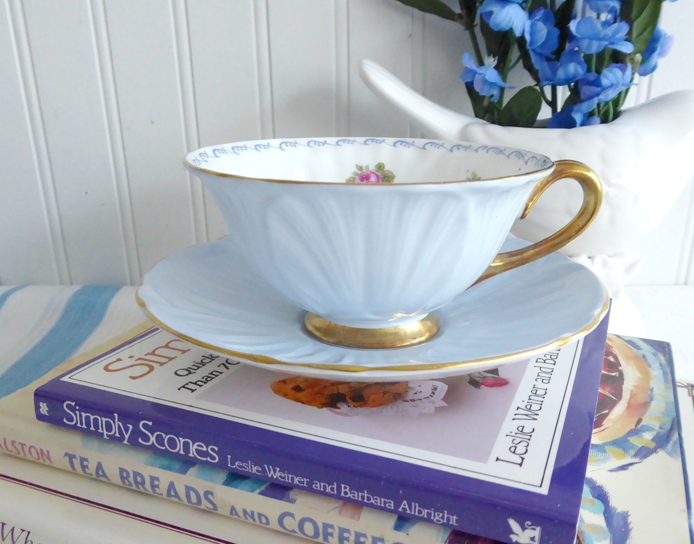 Shelley Antique Bone China Tea Cup and Saucer Set - Oleander Blue Rose Pansy Floral Design with Gold Trim - Perfect for Afternoon Tea, Vintage Tea Parties & Collectible Display
