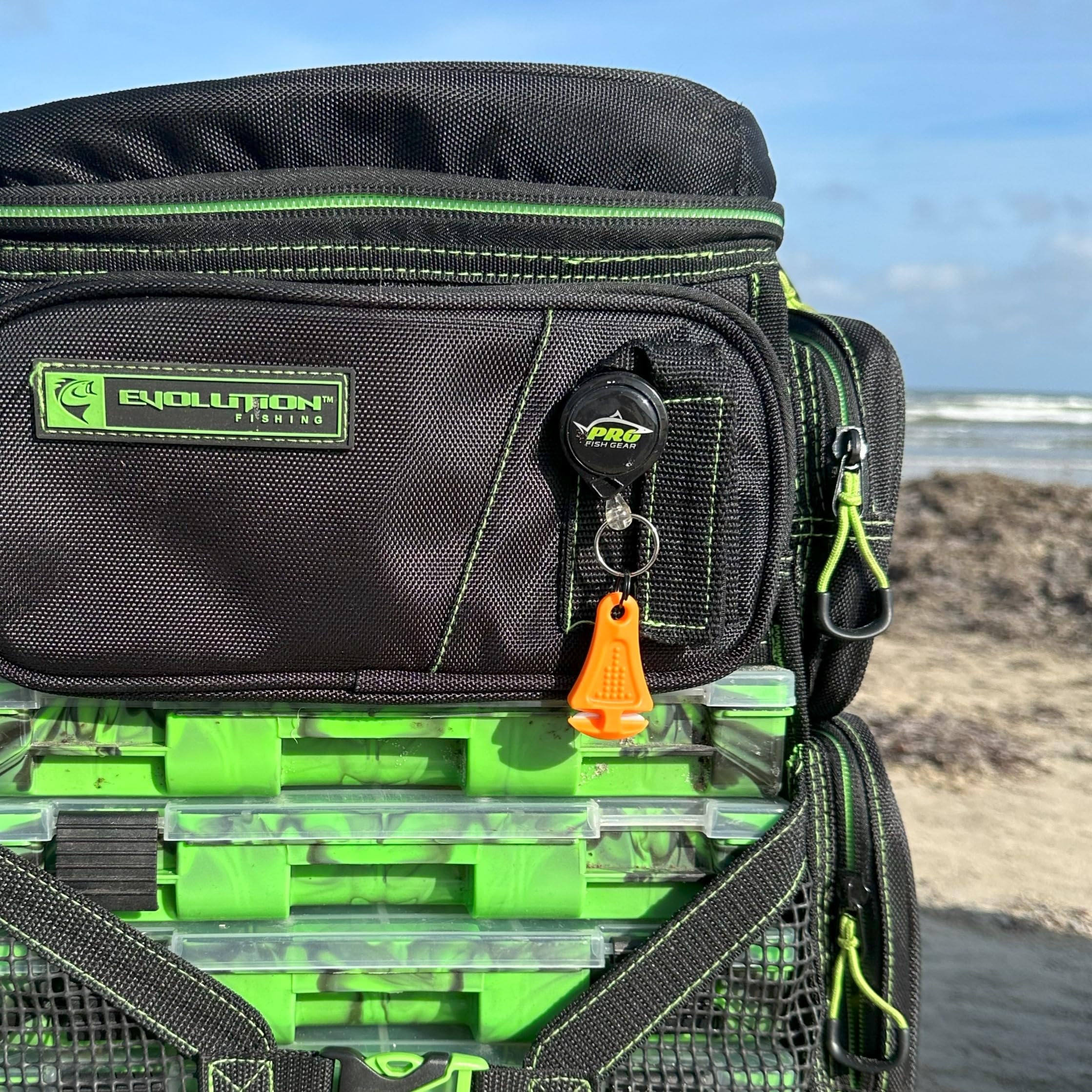 LINE CUTTERZ Patented Ceramic Blade Zipper Pull Quick Braided Fishing Line Cutter - Premium Fishing Accessory for Saltwater & Freshwater - Perfect for Boating, Kayaking & Shore Fishing