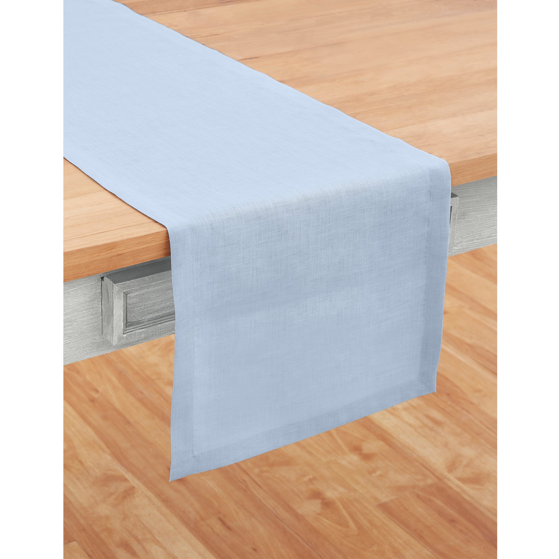 Elegant Fete Table Runner for Weddings, Parties & Events - Premium Decorative Dining Table Cloth for Home Decor & Special Occasions