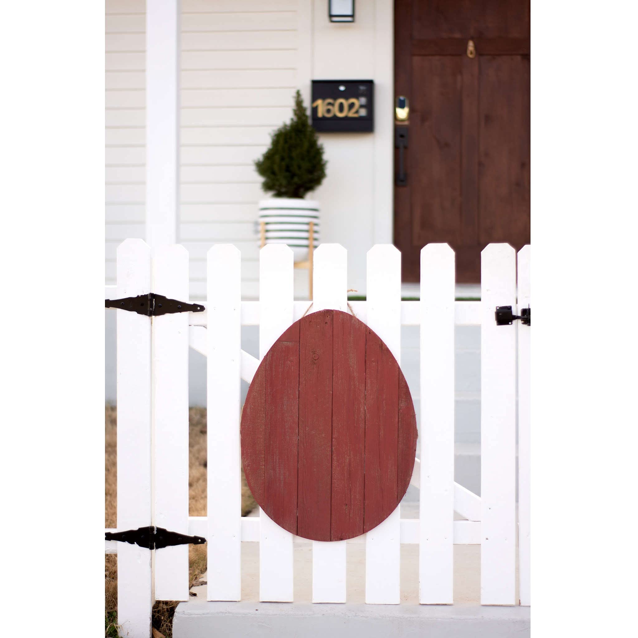 HomeRoots Rustic Red 24-Inch Farmhouse Wooden Egg Decor - Perfect for Easter Centerpieces, Farmhouse Table Decor, and Rustic Home Accents