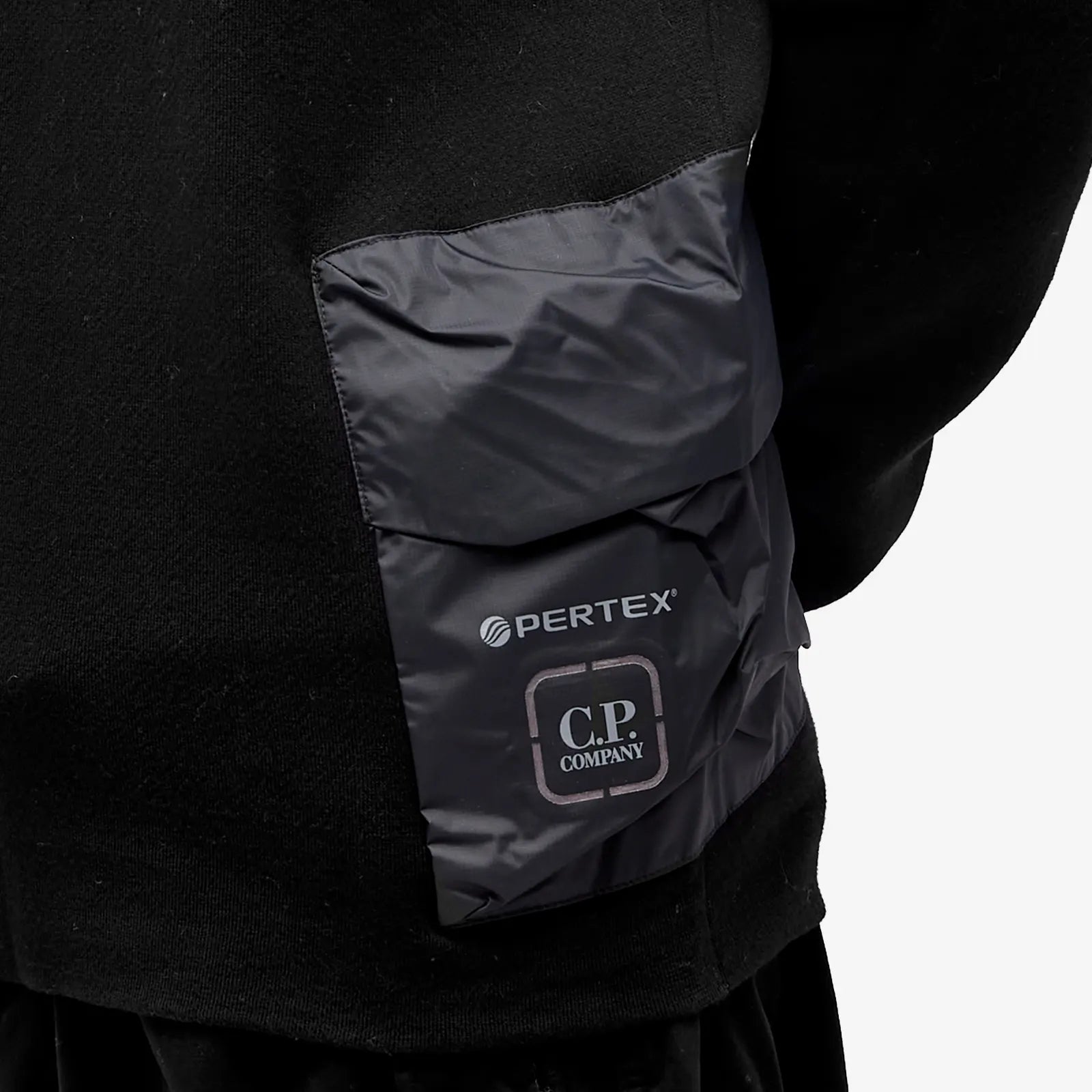 CP Company Mixed Pocket Sweatshirt for Men - Stylish Zip-Up Hoodie with Functional Pockets - Perfect for Streetwear, Casual Outfits & Outdoor Activities