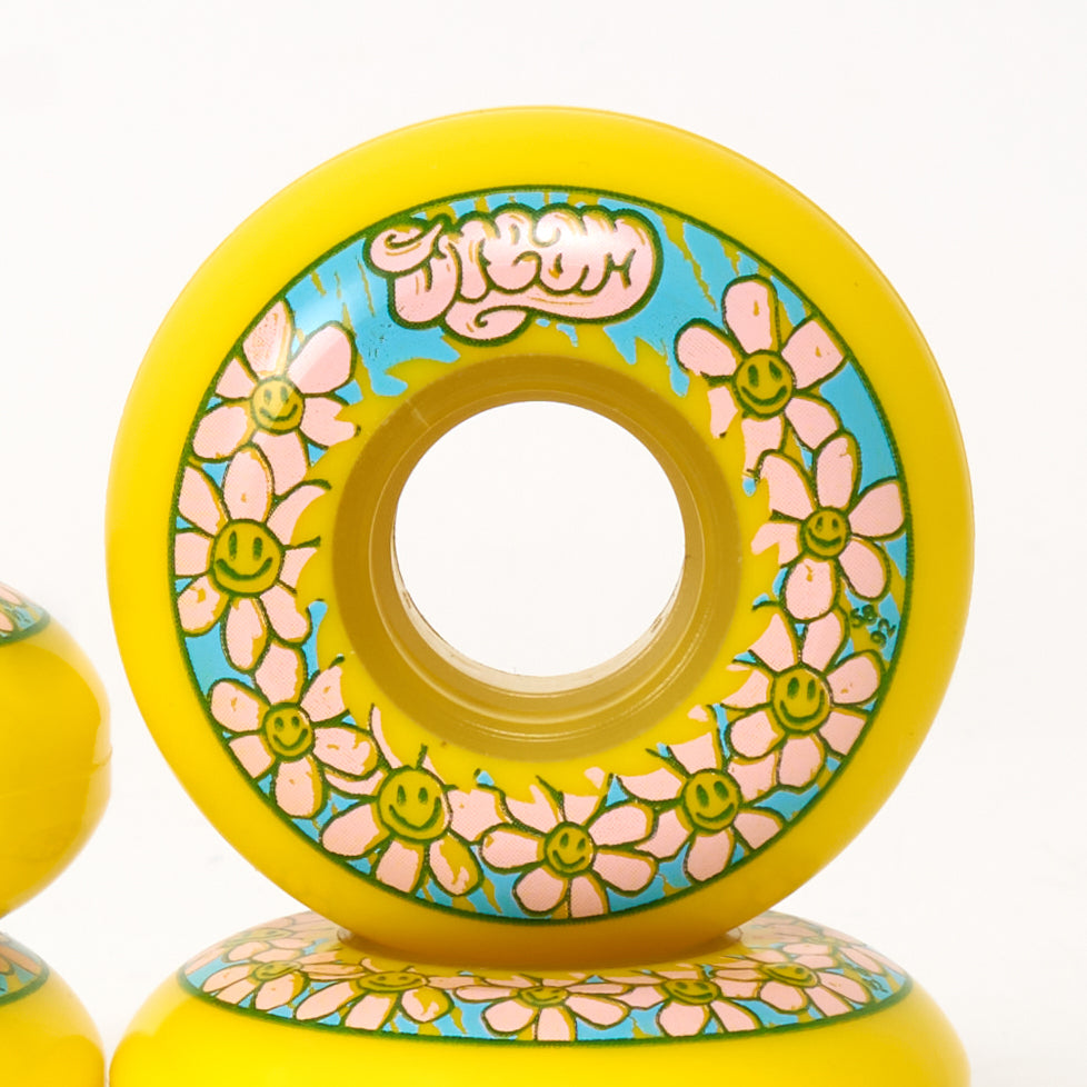Dream Daisy 58mm Skateboard Wheels - Premium Yellow Urethane Wheels for Smooth Cruising & Street Skating - Perfect for Beginners & Pro Skaters