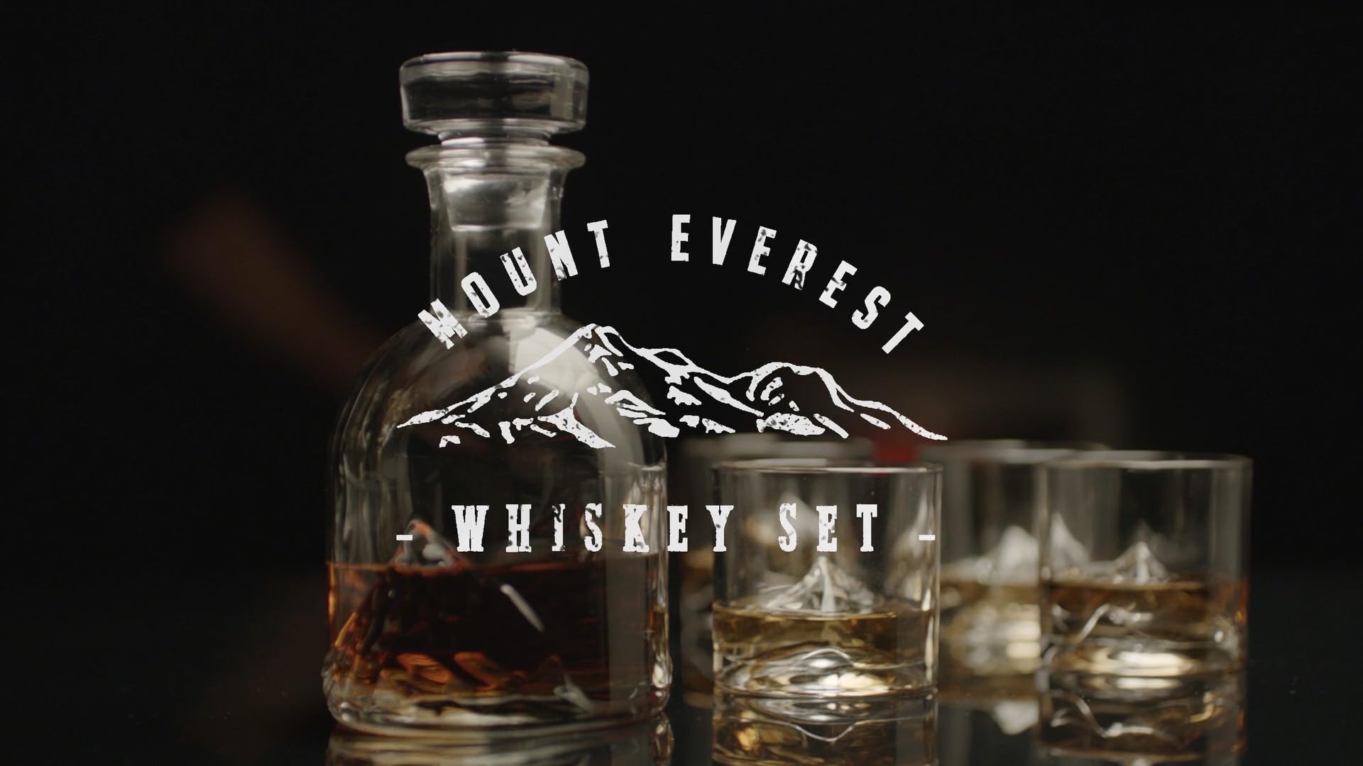 Premium Everest Mountain Crystal Whiskey Decanter Set with 4 Old Fashioned Glasses - 1000ml Luxury Bourbon & Scotch Decanter Gift for Men - Perfect for Home Bars, Weddings & Anniversary Gifts