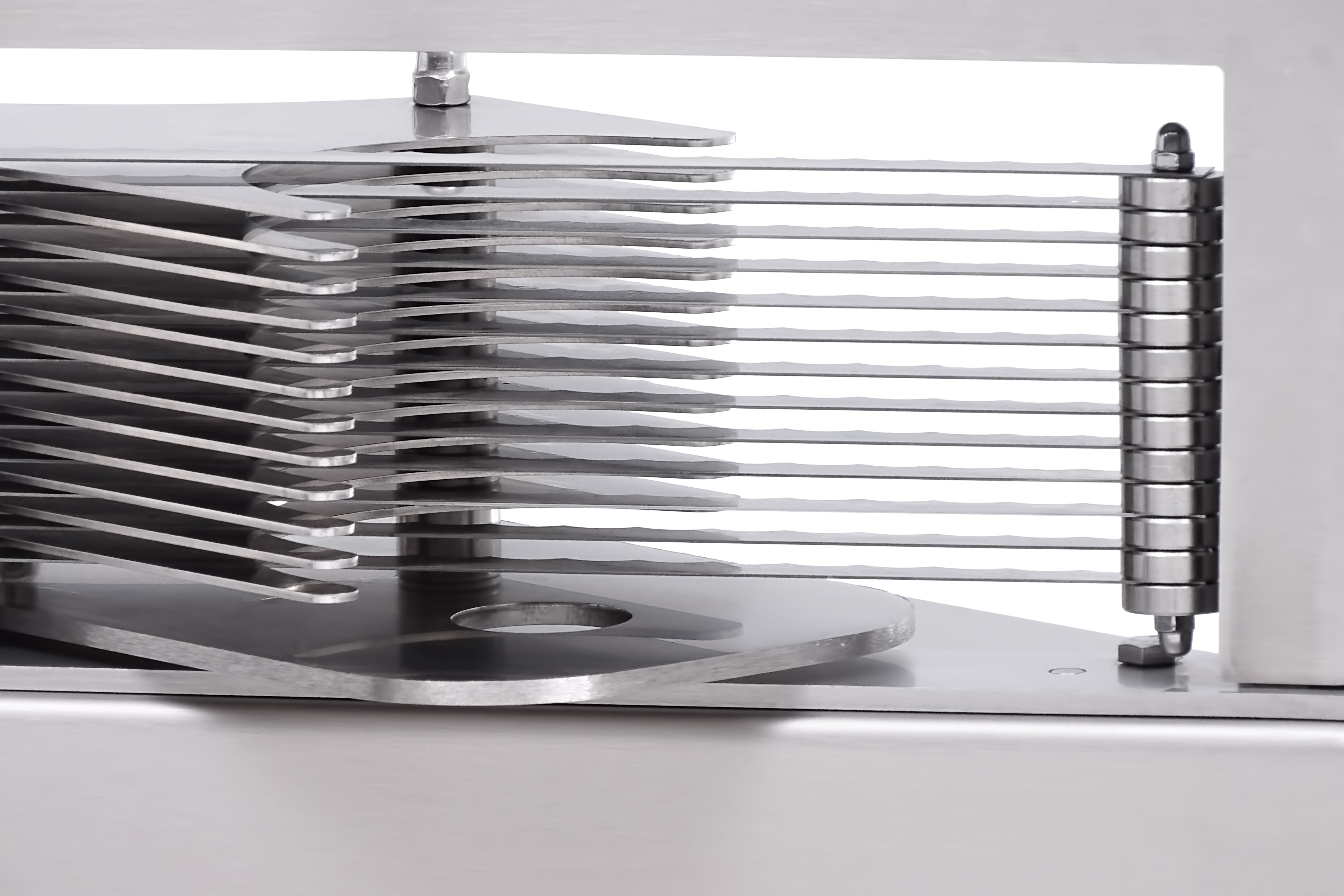 Cancan® Tomato Slicer - Stainless Steel Tomato Cutter with Non-Slip Handle - Perfect for Salads, Sandwiches, and Meal Prep