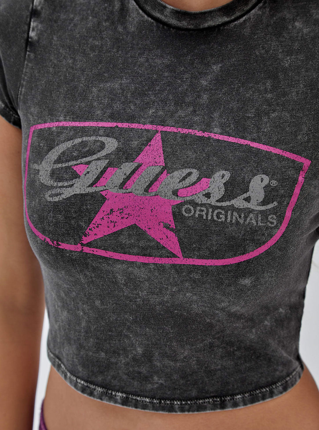 Guess Originals Star Logo Cropped T-Shirt for Women | Trendy Short Sleeve Tee | Casual Streetwear & Summer Outfits