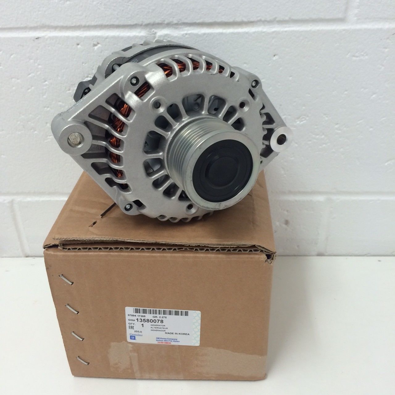 Genuine Holden Alternator for Cruze & Captiva Diesel Engines - Part Number 13580078 | Reliable Replacement for Smooth Vehicle Performance