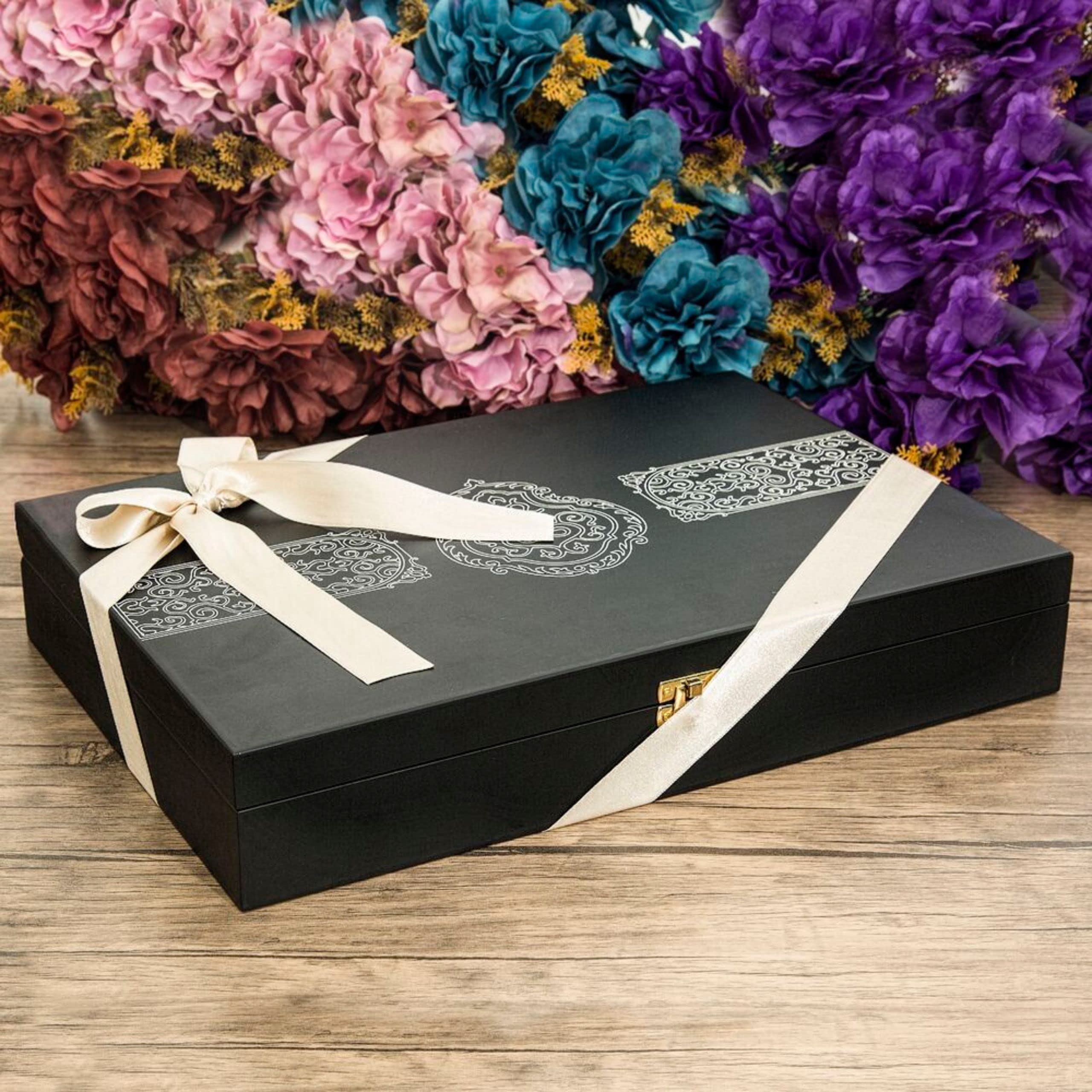 Premium Islamic Gift Set for Men - Quran, Figurine, Tasbih, Prayer Rug & Pen in Engraved Wooden Box | Muslim Birthday, Wedding, Graduation Gift Idea | Eid & Ramadan Present for Him | Perfect for Daily Prayers, Home Decor & Special Occasions
