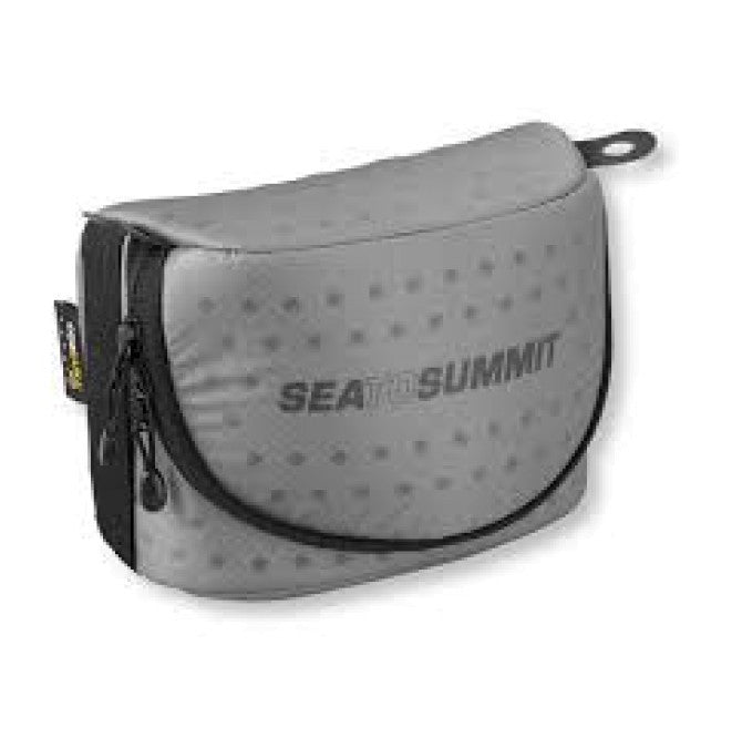 Sea to Summit Travelling Light™ Padded Soft Cell Sleeping Pad - Ultralight Inflatable Camping Mat for Backpacking, Hiking & Travel - Compact & Comfortable for Outdoor Adventures